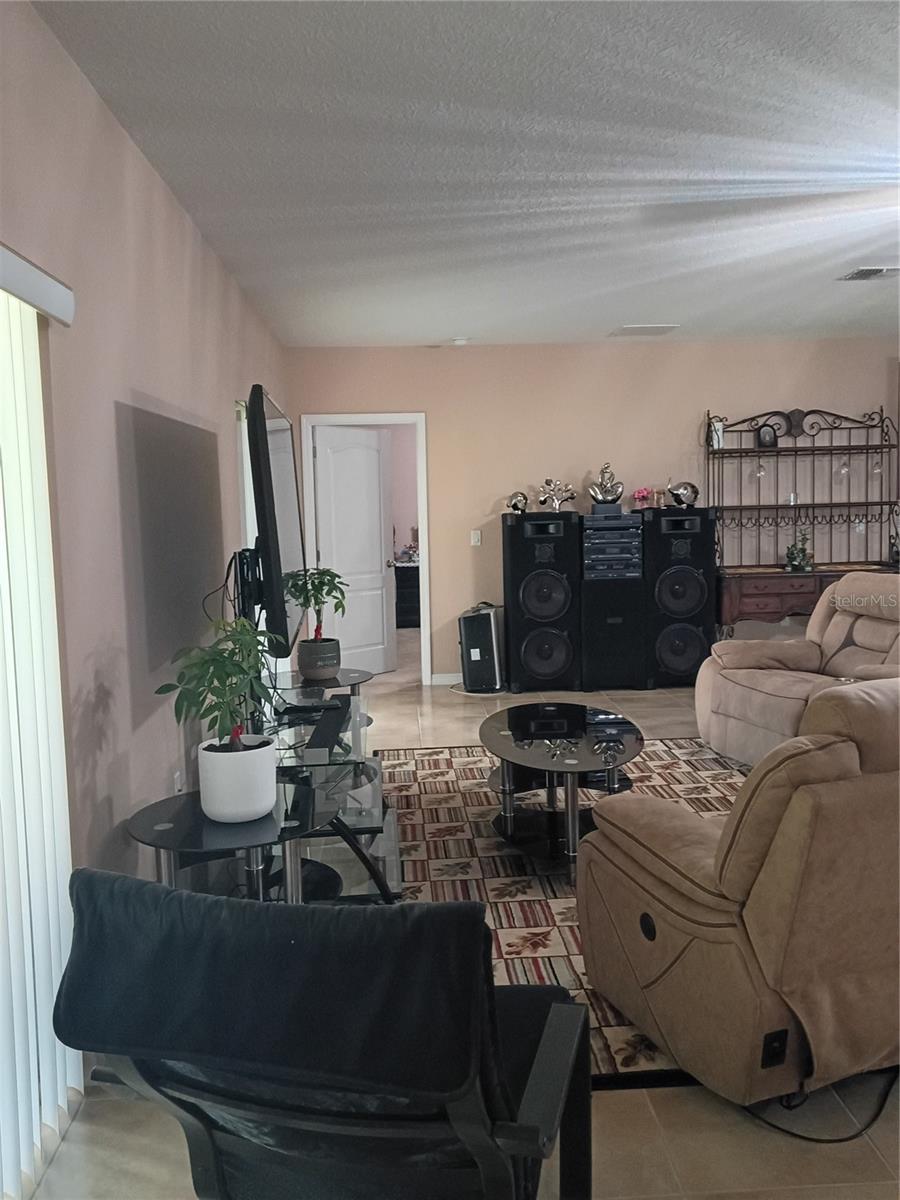 Great Room - 406 WINDBOURNE WAY, HAINES CITY
