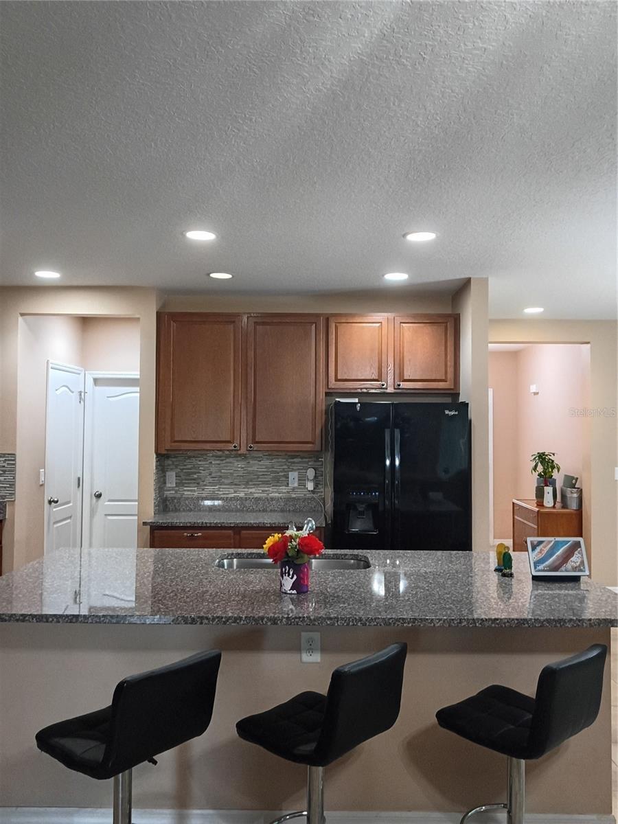 Kitchen - 406 WINDBOURNE WAY, HAINES CITY