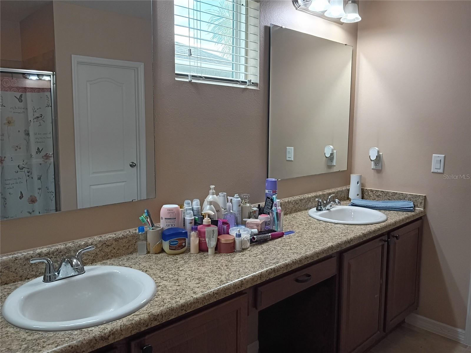 Primary Bathroom - Double Vanity - 406 WINDBOURNE WAY, HAINES CITY