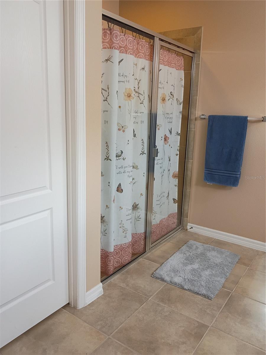 Primary Shower - 406 WINDBOURNE WAY, HAINES CITY