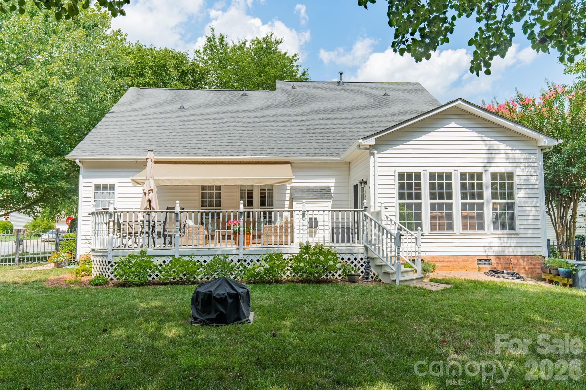Single Family Residence at 6216 Creek Breeze Road, Charlotte, photo 33 of 35