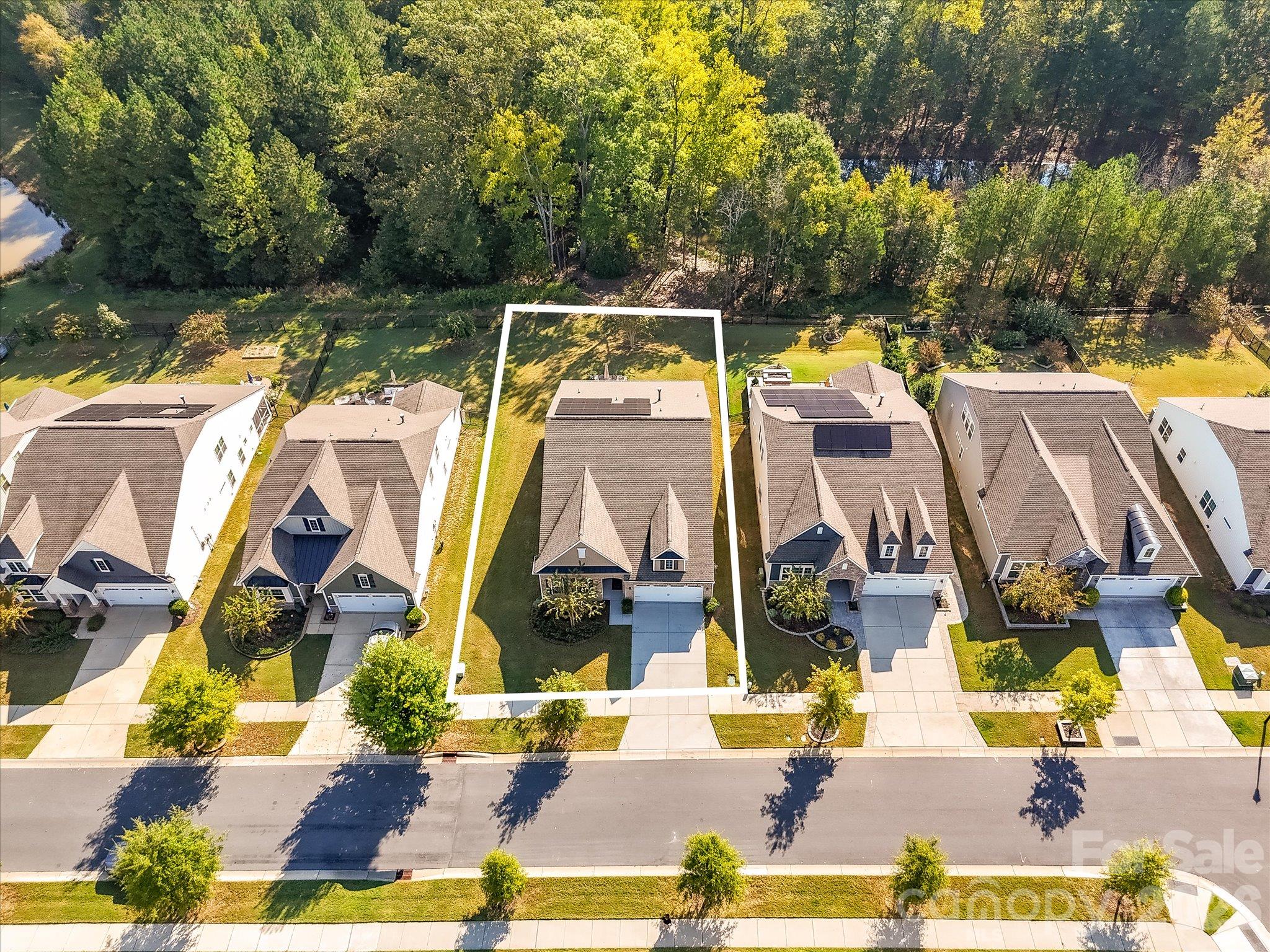 Single Family Residence at 12537 Belmont Mansion Drive, Charlotte, photo 2 of 51