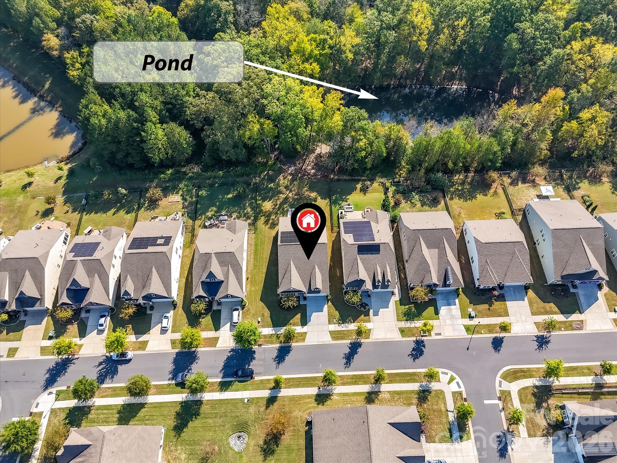 Single Family Residence at 12537 Belmont Mansion Drive, Charlotte, photo 4 of 51
