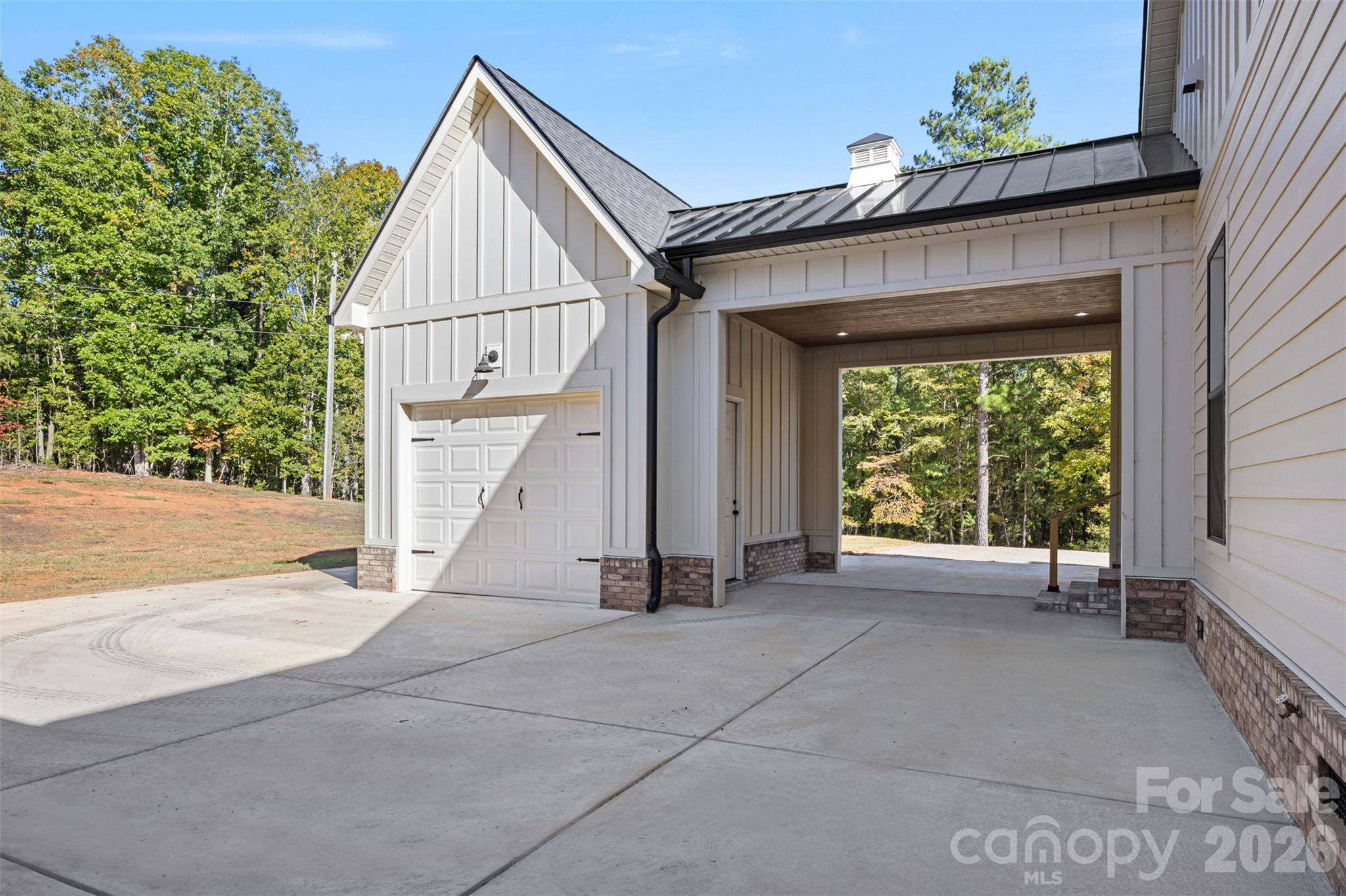 4th garage or shop with car port at the main house - 2137 Overbrook Way, Kershaw