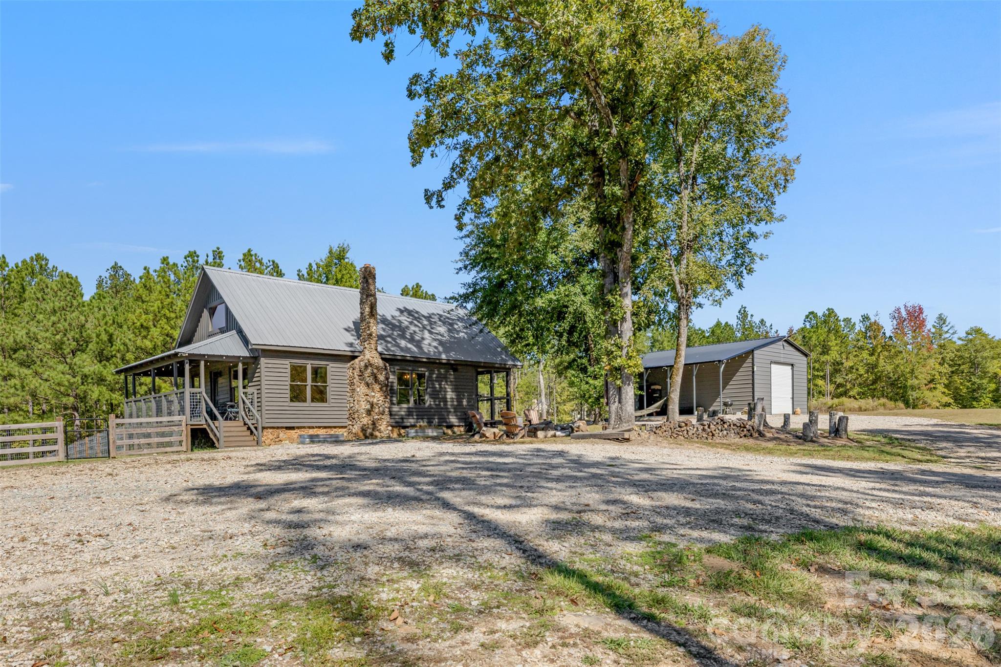 Side elevation of cabin and shop - 2137 Overbrook Way, Kershaw