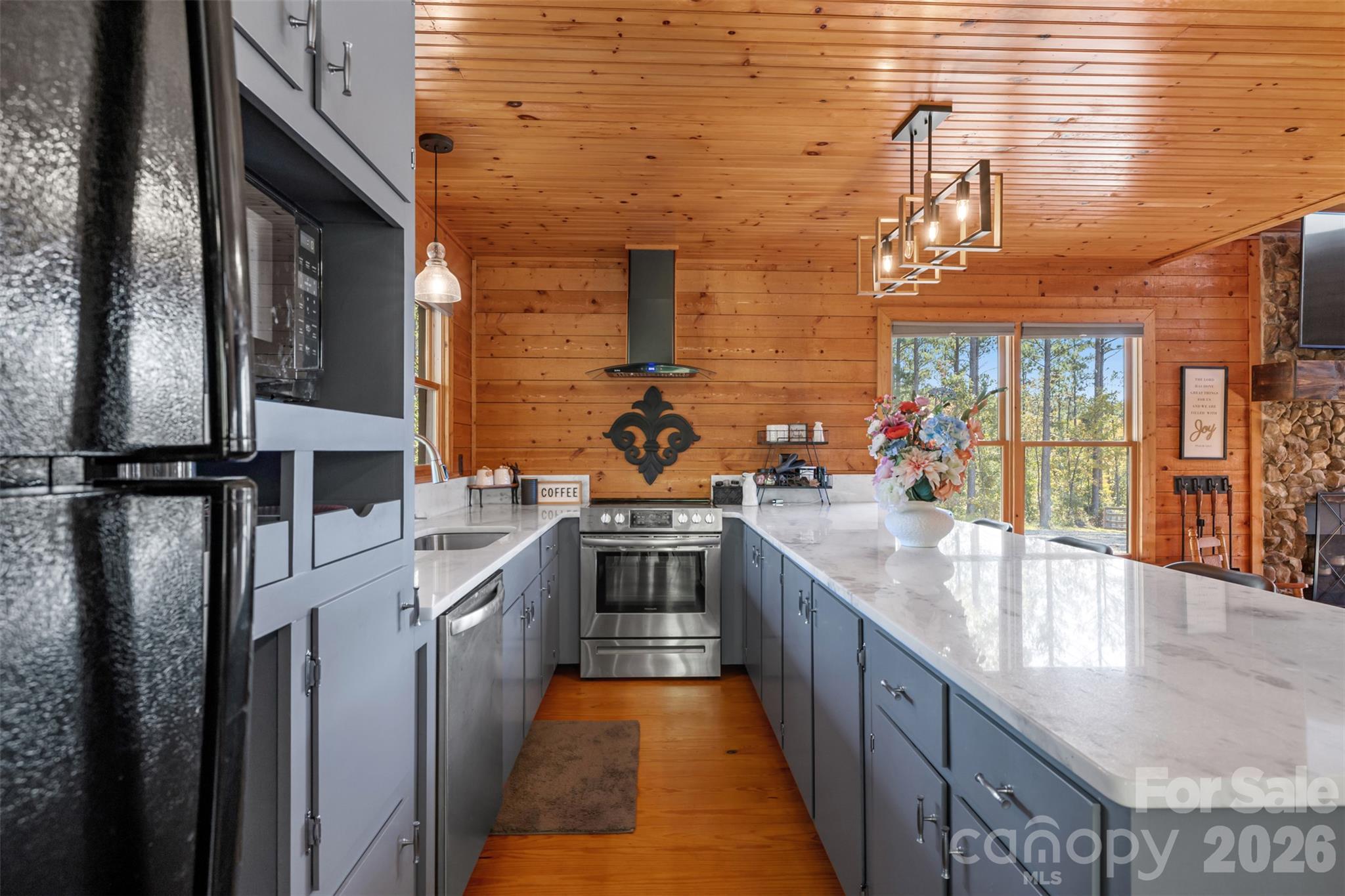 Kitchen Cabin - 2137 Overbrook Way, Kershaw