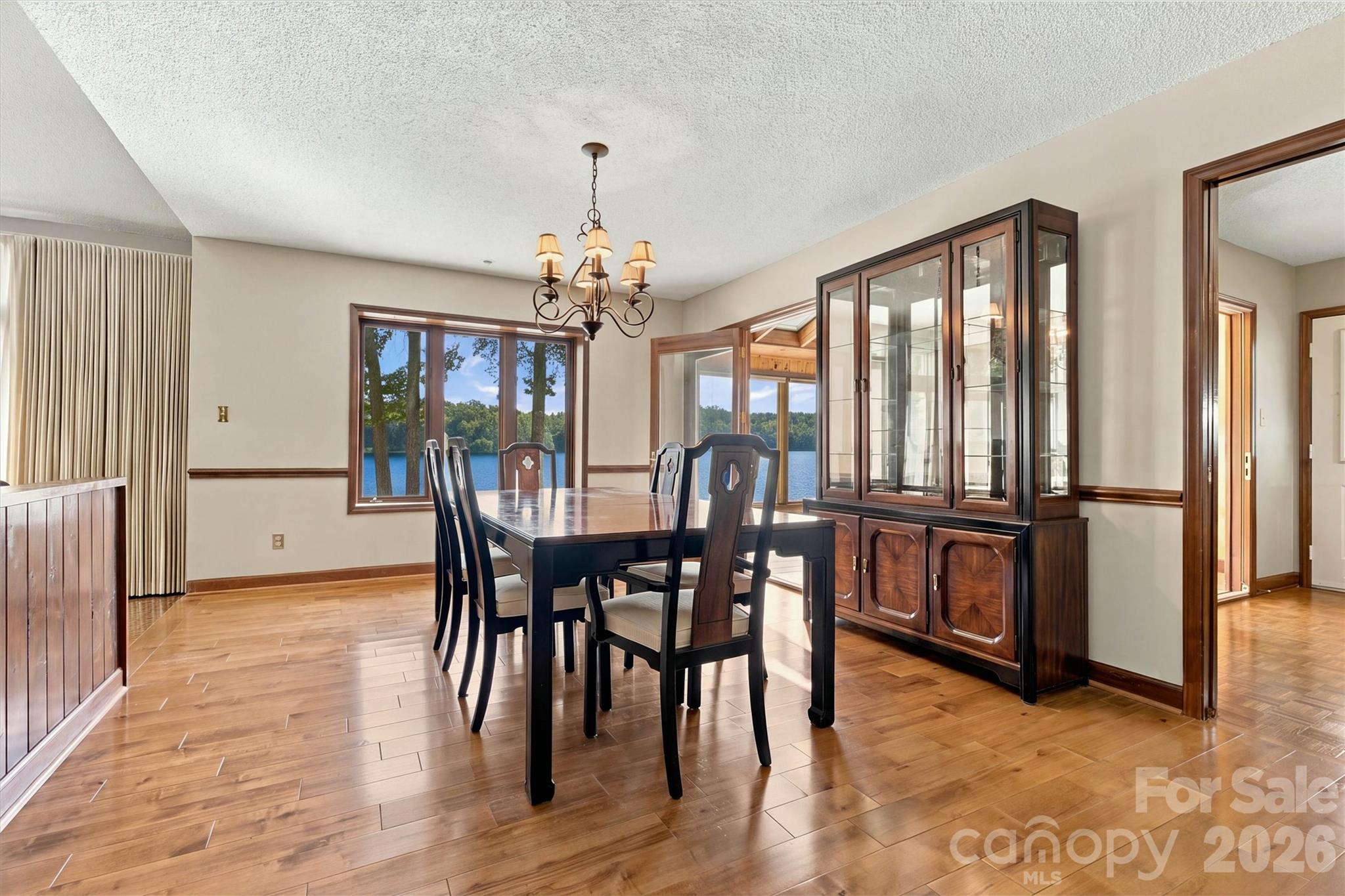 Actual Open Concept Dining Area/Lake Views - 35 S Point Lane, Taylorsville