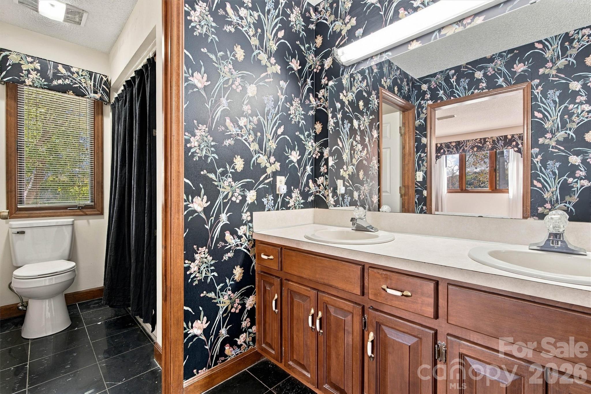 Actual Upper-Level Primary Bedroom/Ensuite View - 35 S Point Lane, Taylorsville