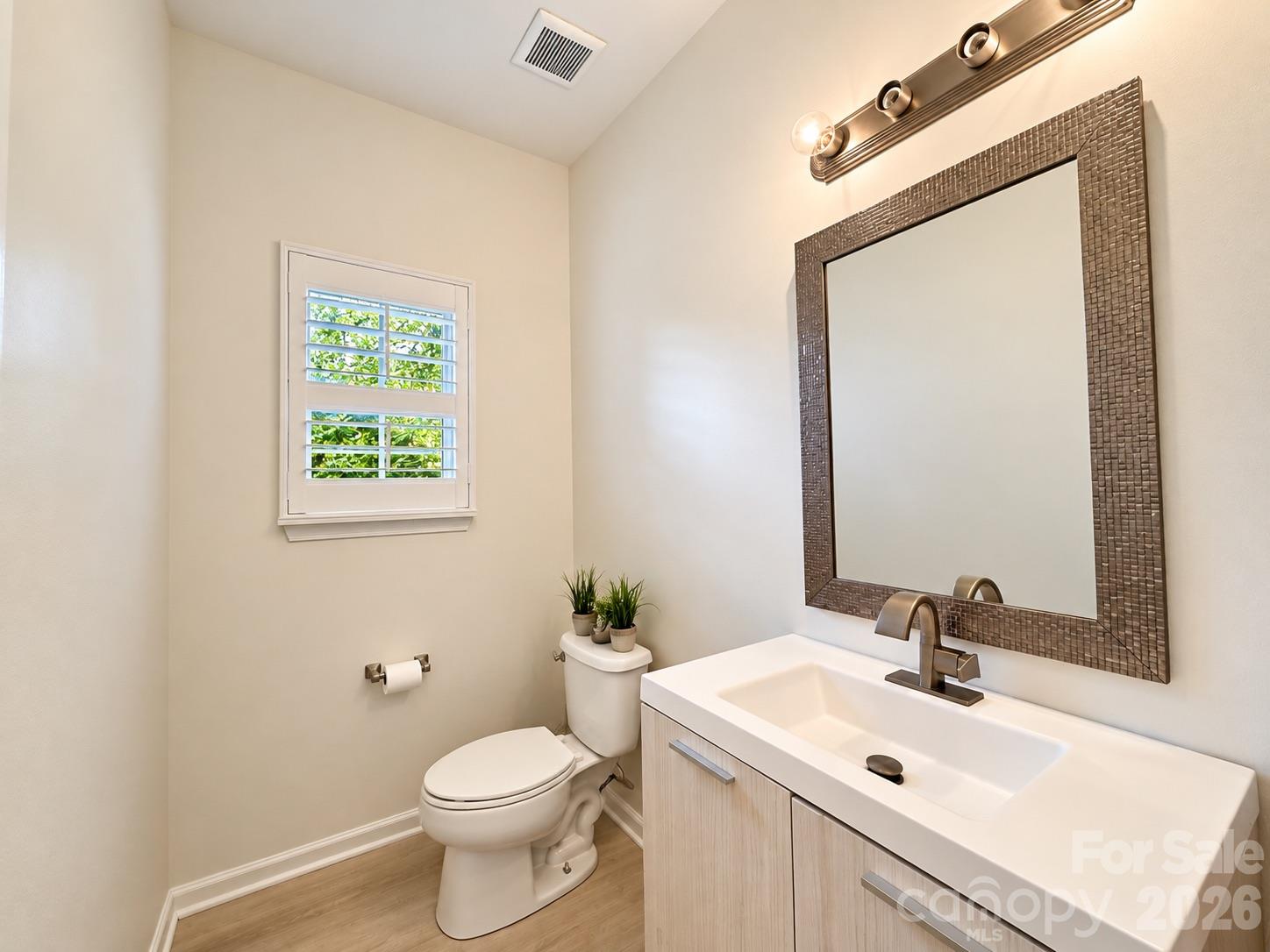 Townhouse at 14254 Tamarack Drive, Charlotte, photo 23 of 36