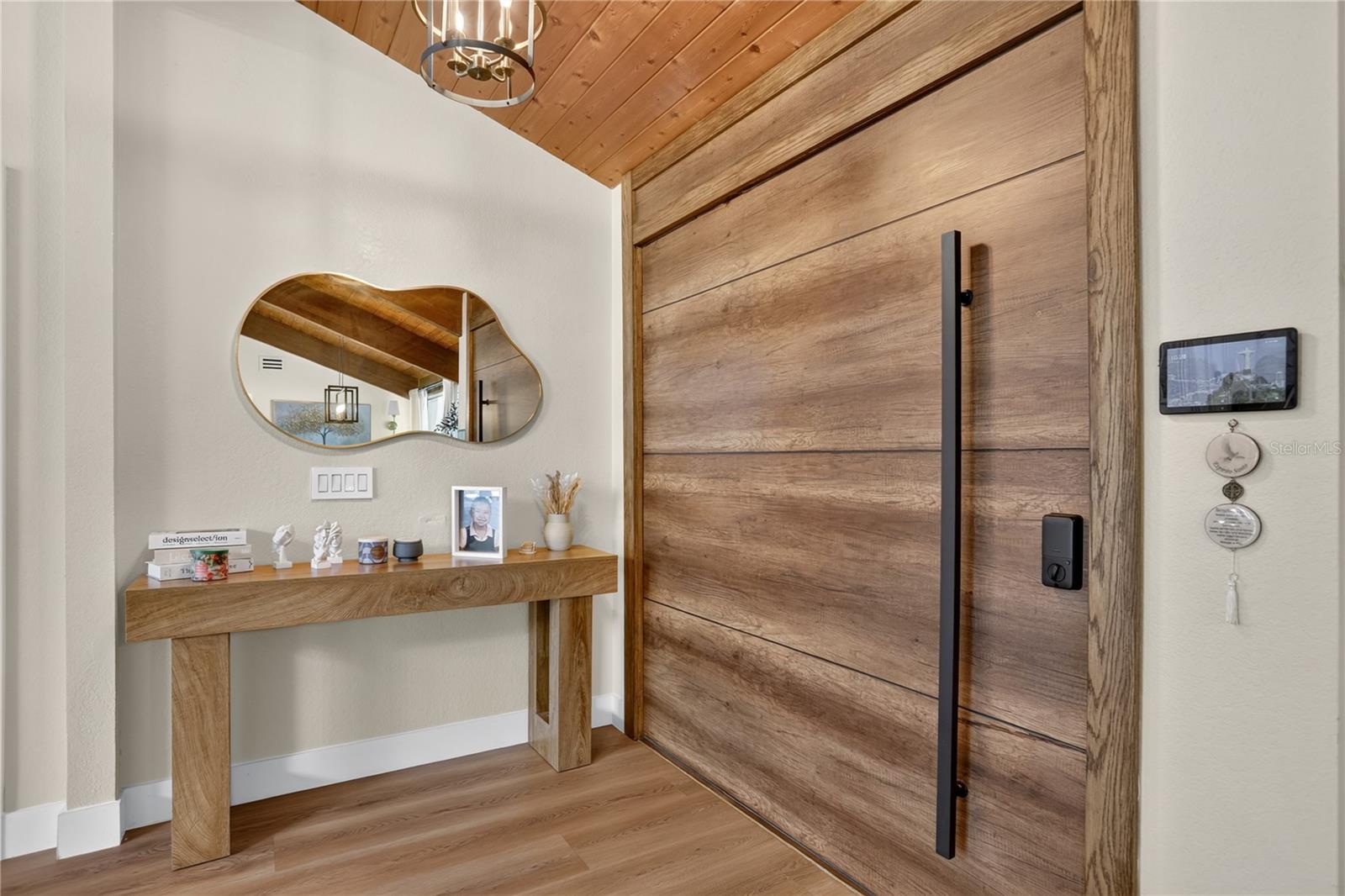 Large Pivot Front Door - 2313 INDIAN MOUND TRL, KISSIMMEE