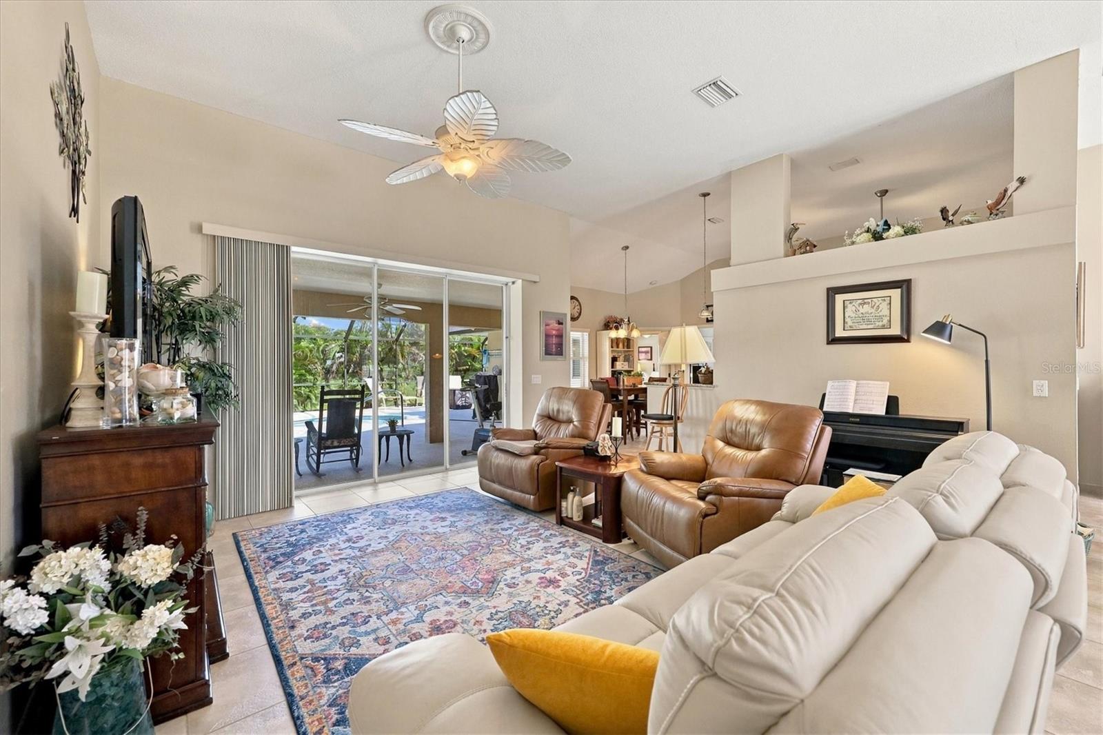 View coming out of primary bedroom hallway. - 2805 NORWOOD LN, VENICE