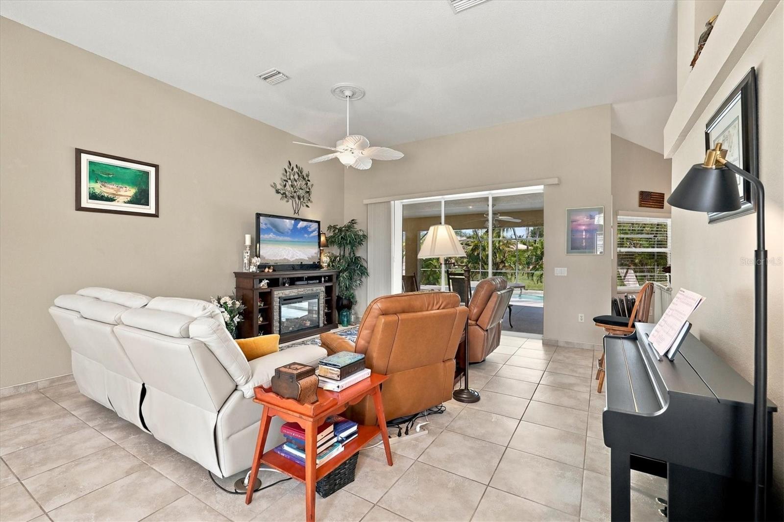 View from dining. - 2805 NORWOOD LN, VENICE