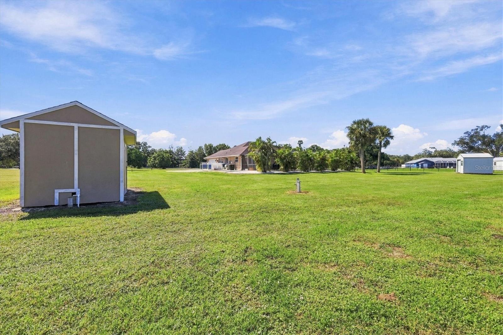 Back corner, view 2. - 2805 NORWOOD LN, VENICE