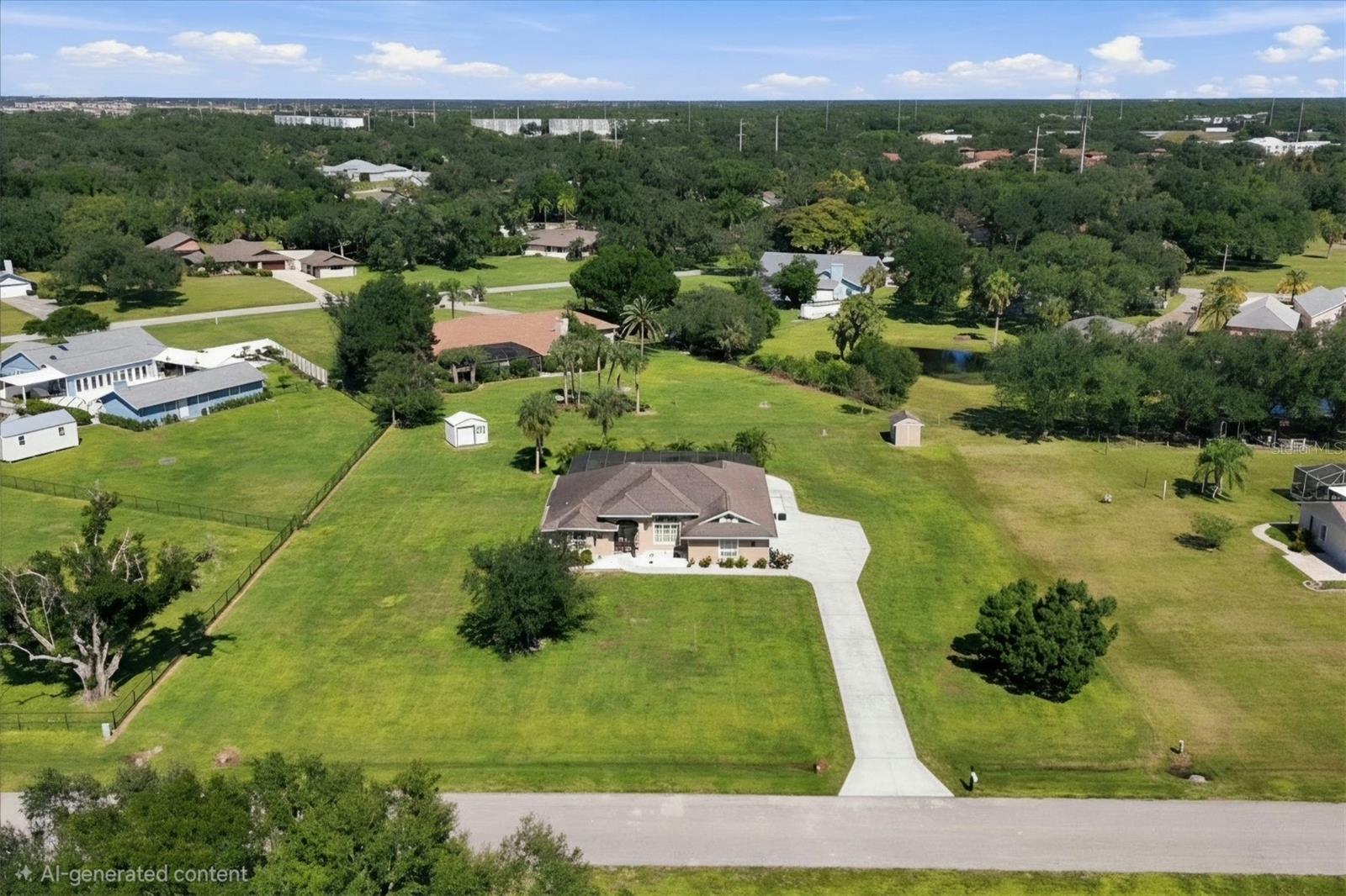 A piece of paradise with a nice extended driveway. - 2805 NORWOOD LN, VENICE