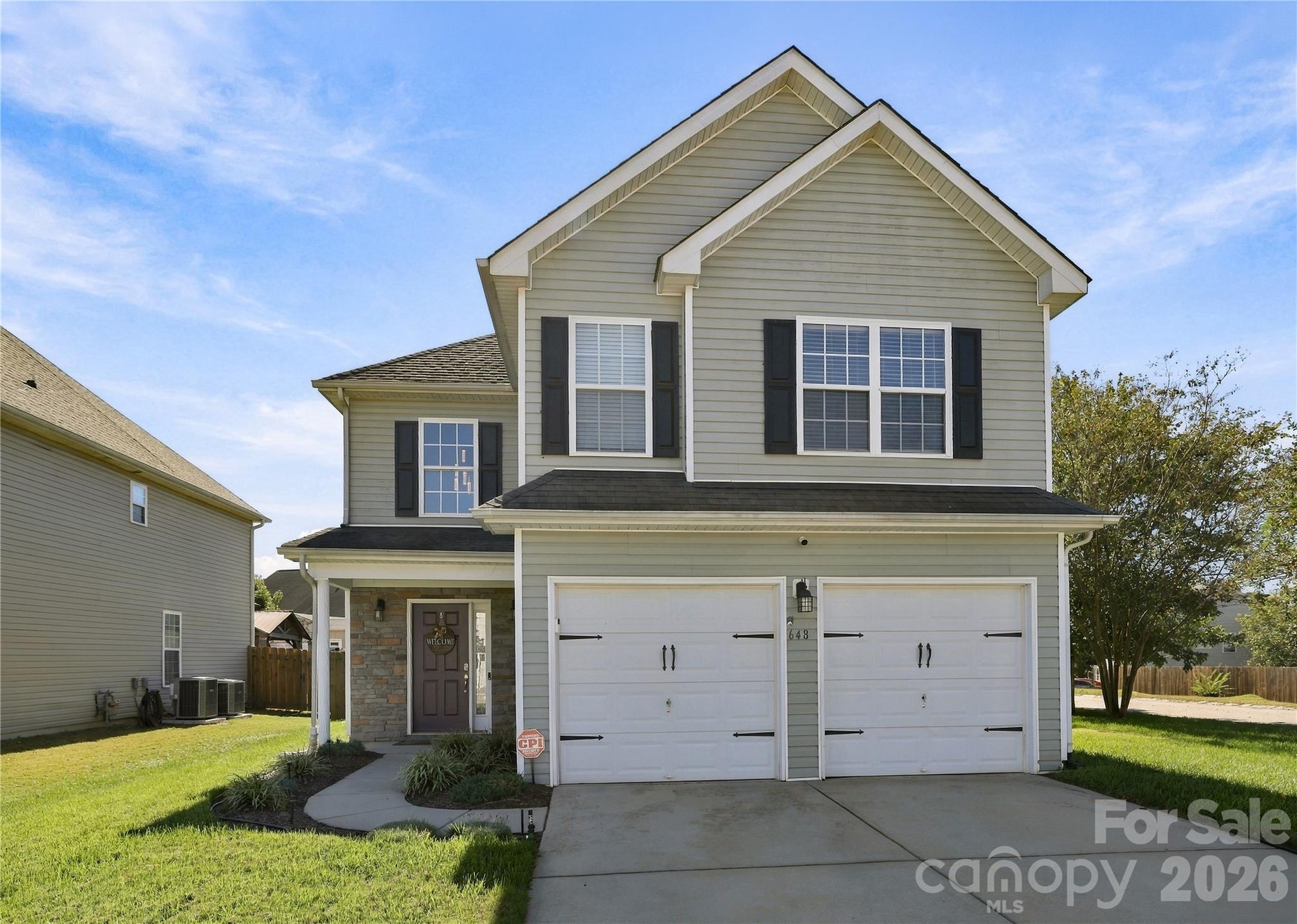 Single Family Residence at 648 Winding Branch Road, Rock Hill, photo 2 of 38