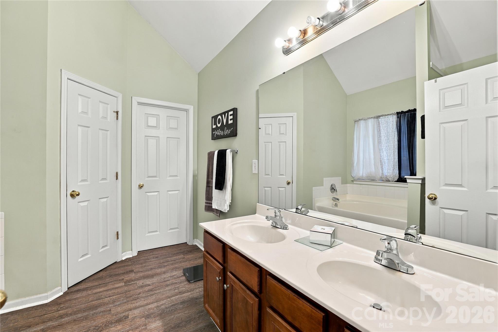 Single Family Residence at 648 Winding Branch Road, Rock Hill, photo 25 of 38