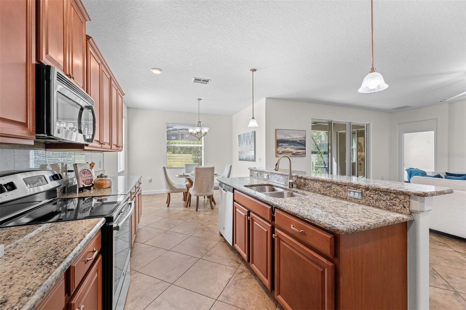 Single Family Residence at 3859 SANIBEL ST, CLERMONT, photo 16 of 58