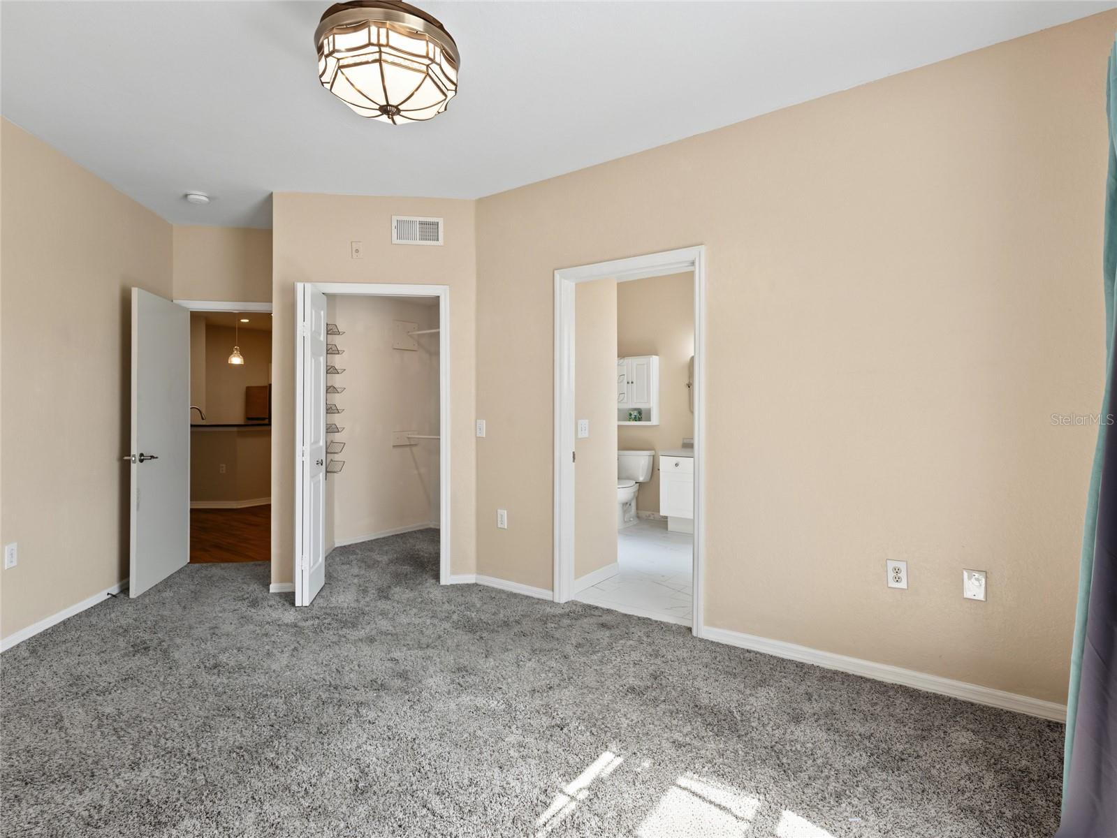 Primary bedroom - 5180 NORTHRIDGE RD #106, SARASOTA