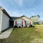 Single Family Residence at 1725 Prism Place, Kannapolis, photo 3 of 20