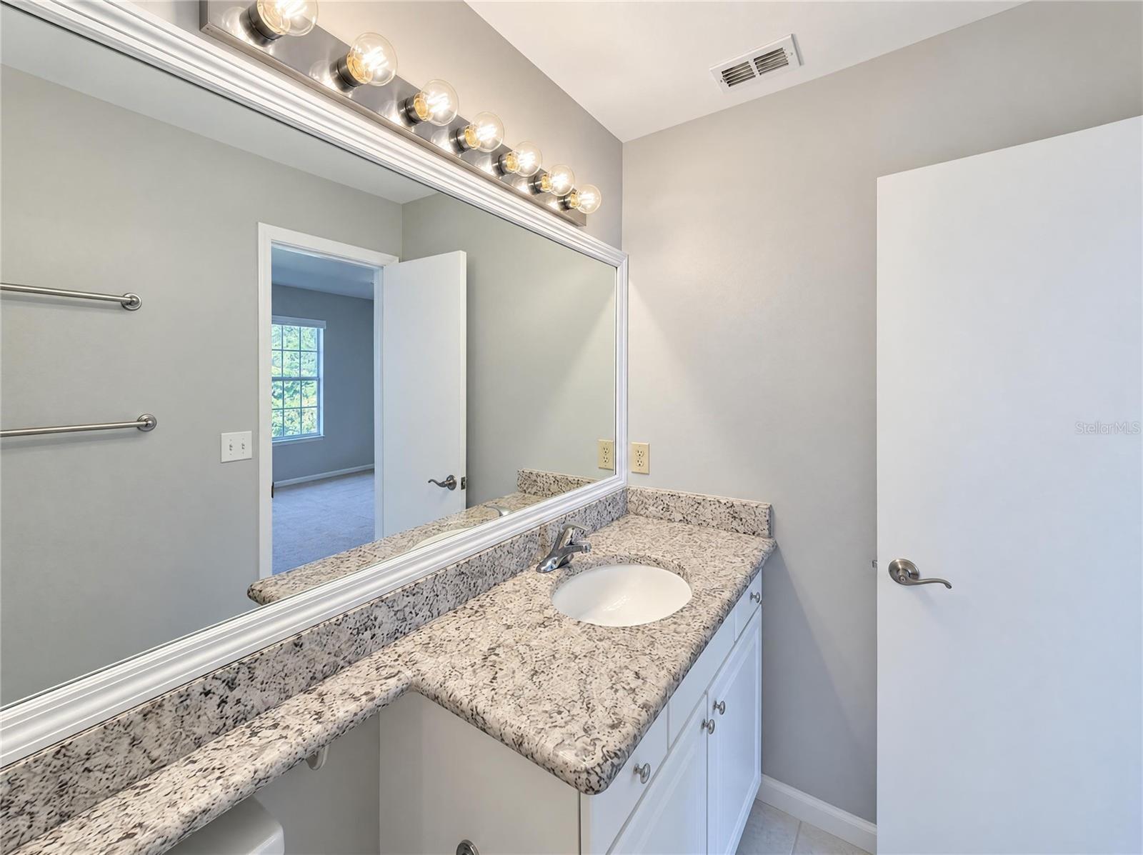 Condominium at 638 MAPLE OAK CIR #112, ALTAMONTE SPRINGS, photo 9 of 17