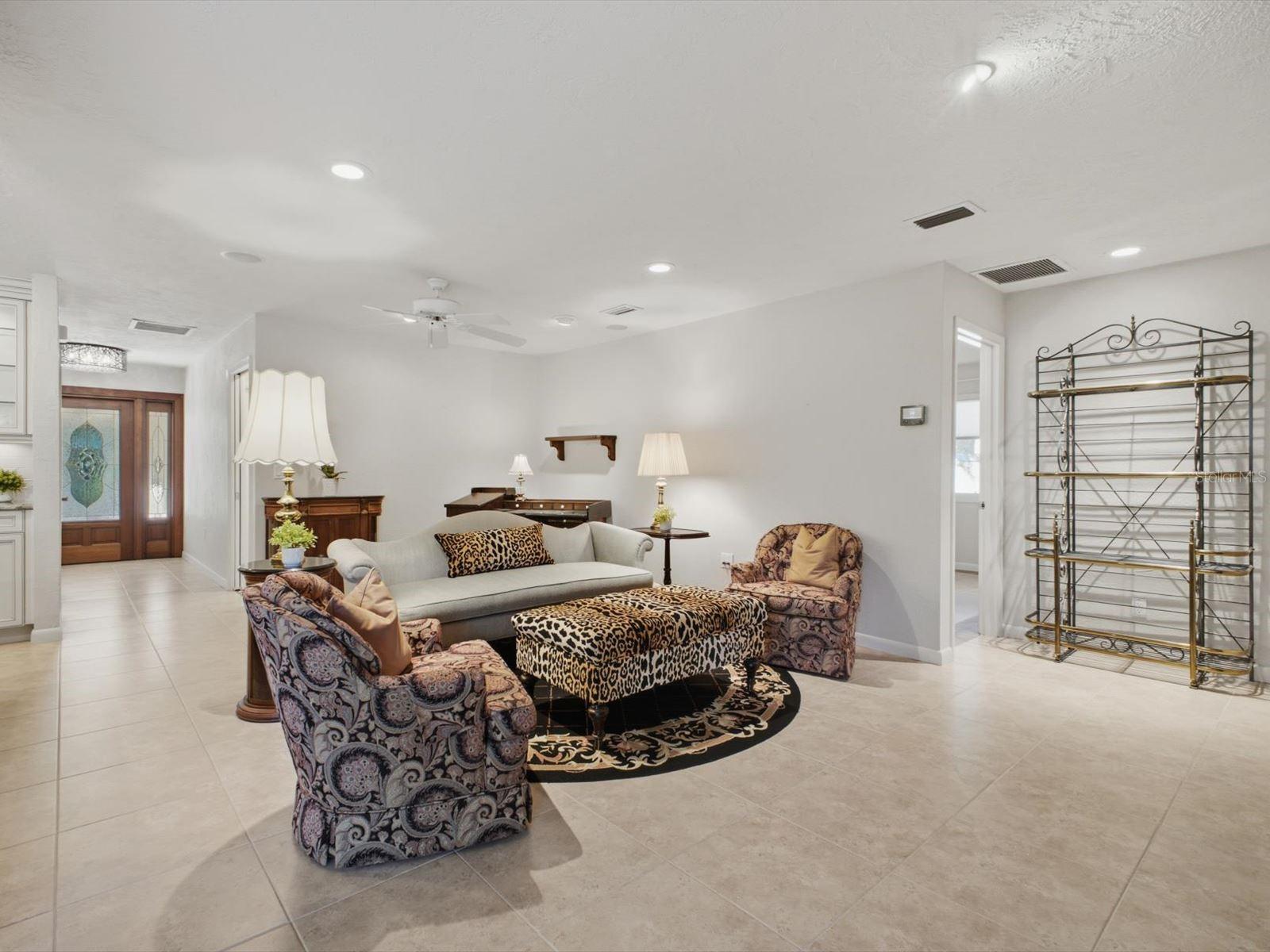 Single Family Residence at 1735 DEMETREE DR, WINTER PARK, photo 15 of 41