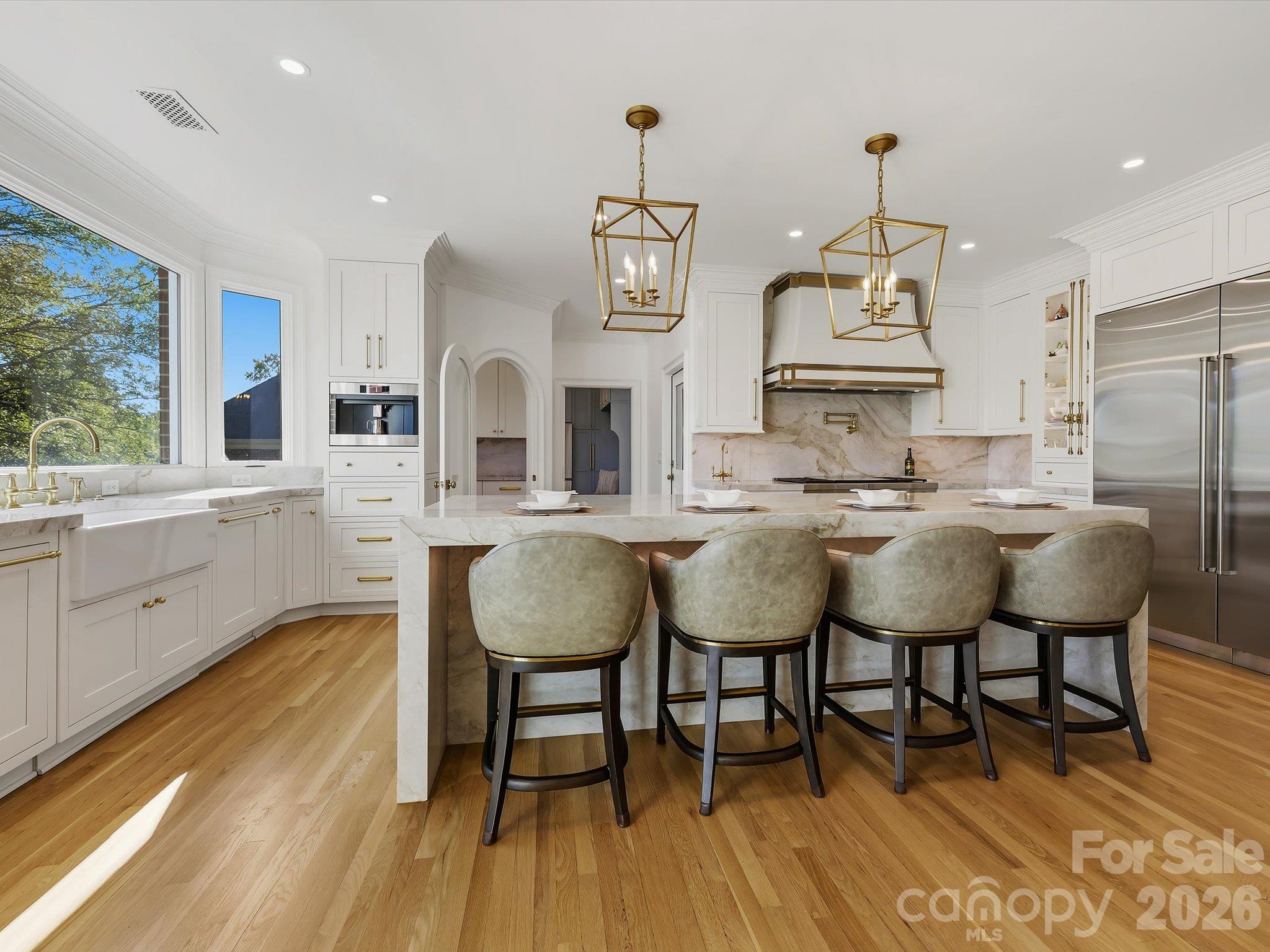 Single Family Residence at 4401 Piper Glen Drive, Charlotte, photo 14 of 48