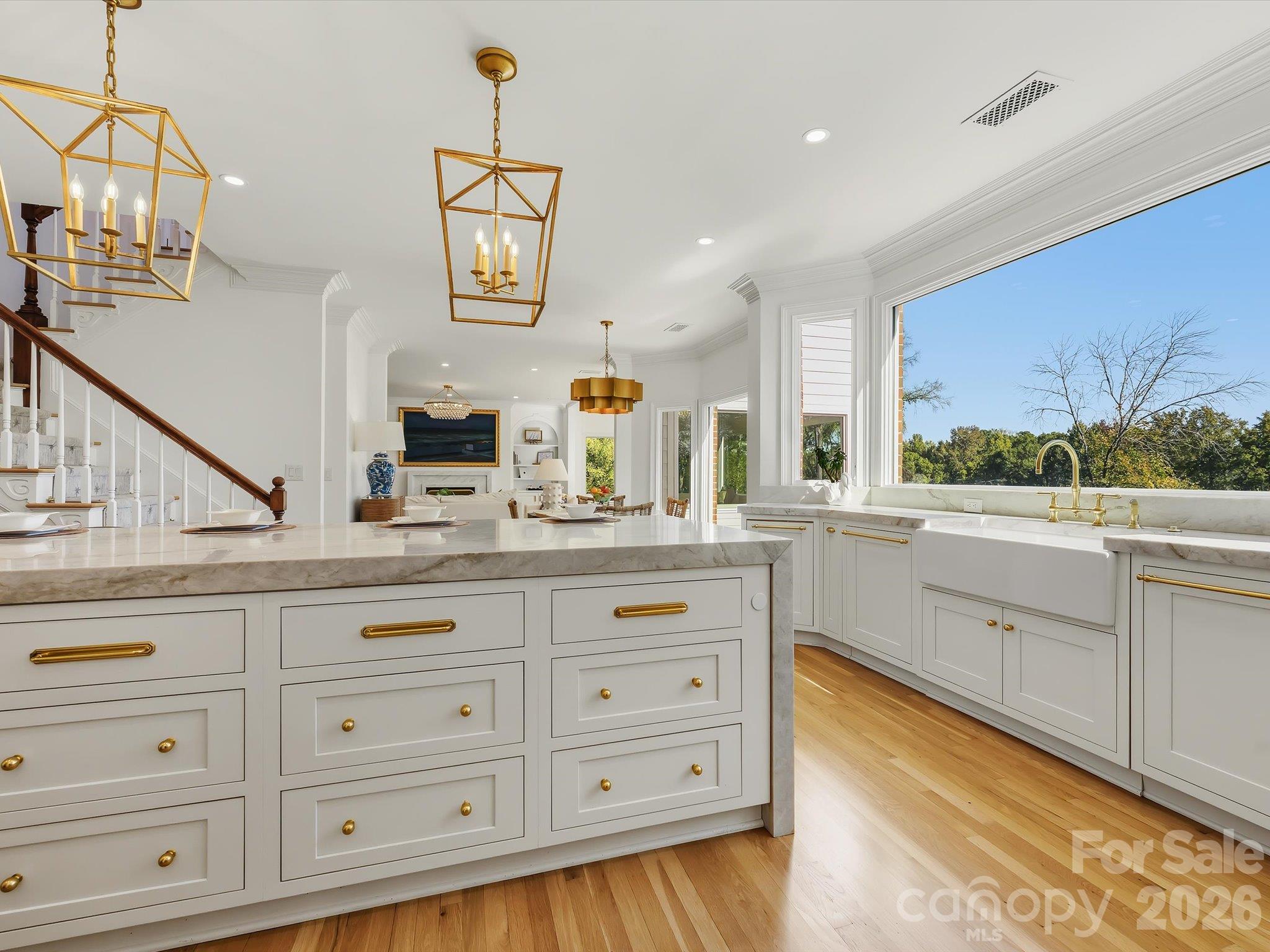 Single Family Residence at 4401 Piper Glen Drive, Charlotte, photo 19 of 48