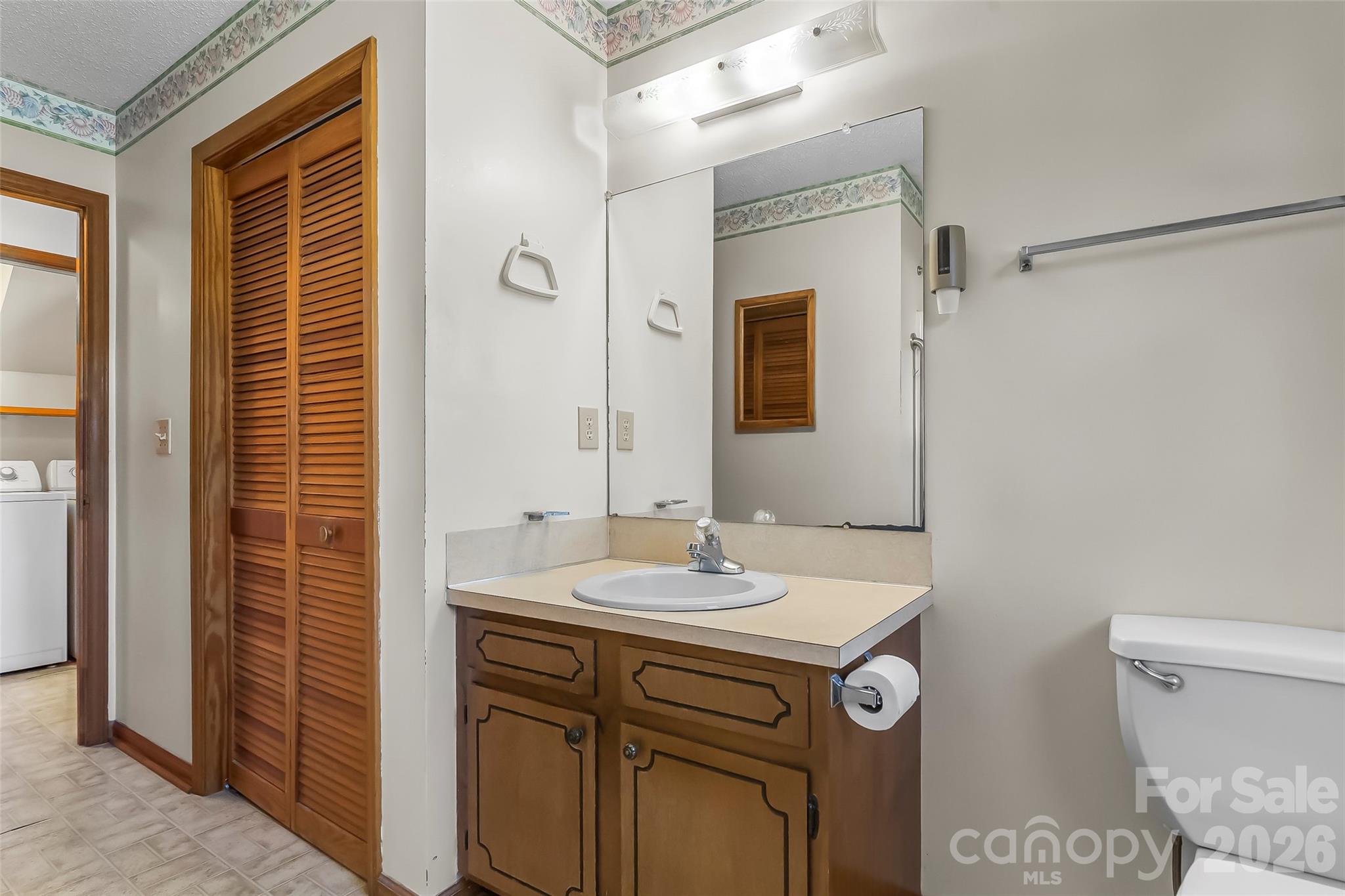 Main-Floor, Full Bath - 2207 Beauty Street, Statesville