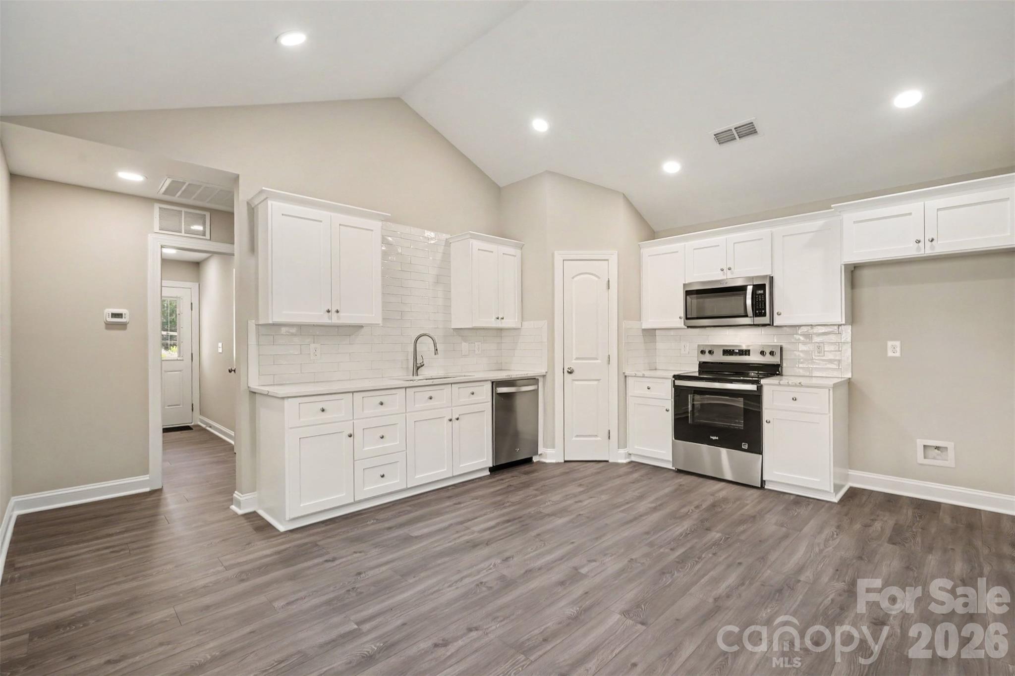 Single Family Residence at 1021 Alabama Street, Kannapolis, photo 11 of 29