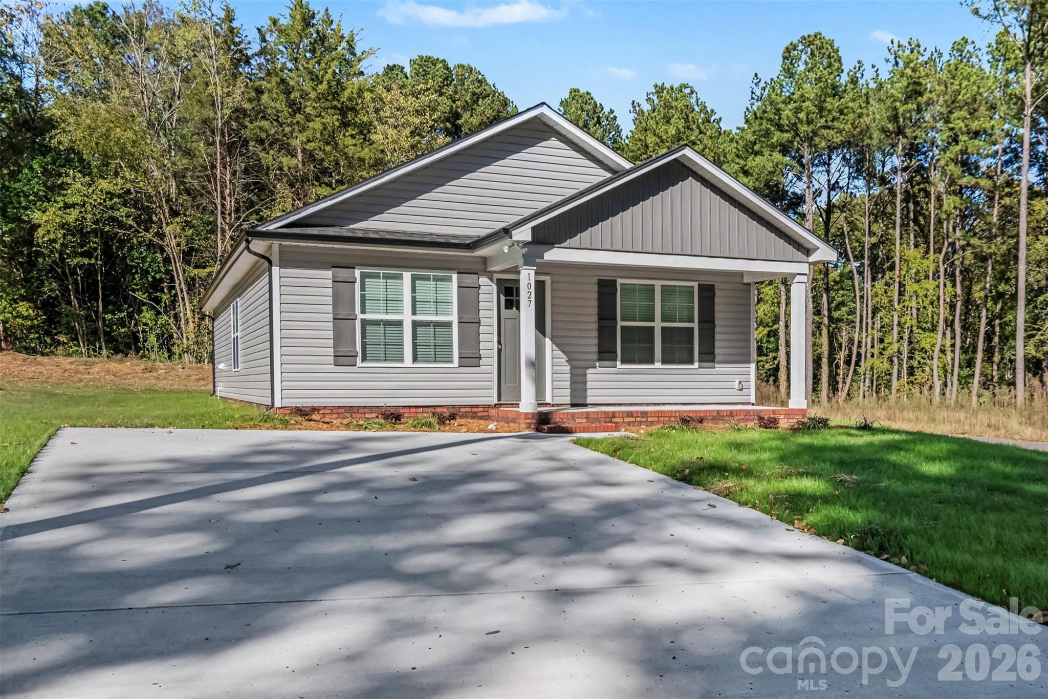 Single Family Residence at 1027 Alabama Street, Kannapolis, photo 5 of 29