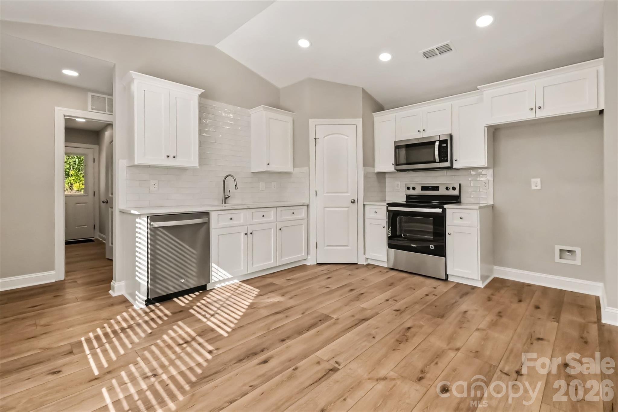Single Family Residence at 1027 Alabama Street, Kannapolis, photo 11 of 29