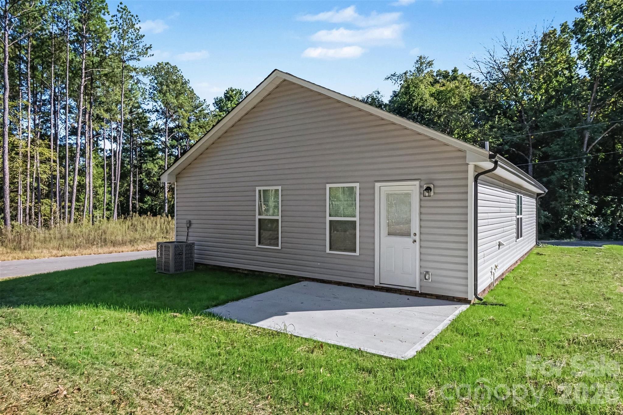 Single Family Residence at 1027 Alabama Street, Kannapolis, photo 28 of 29
