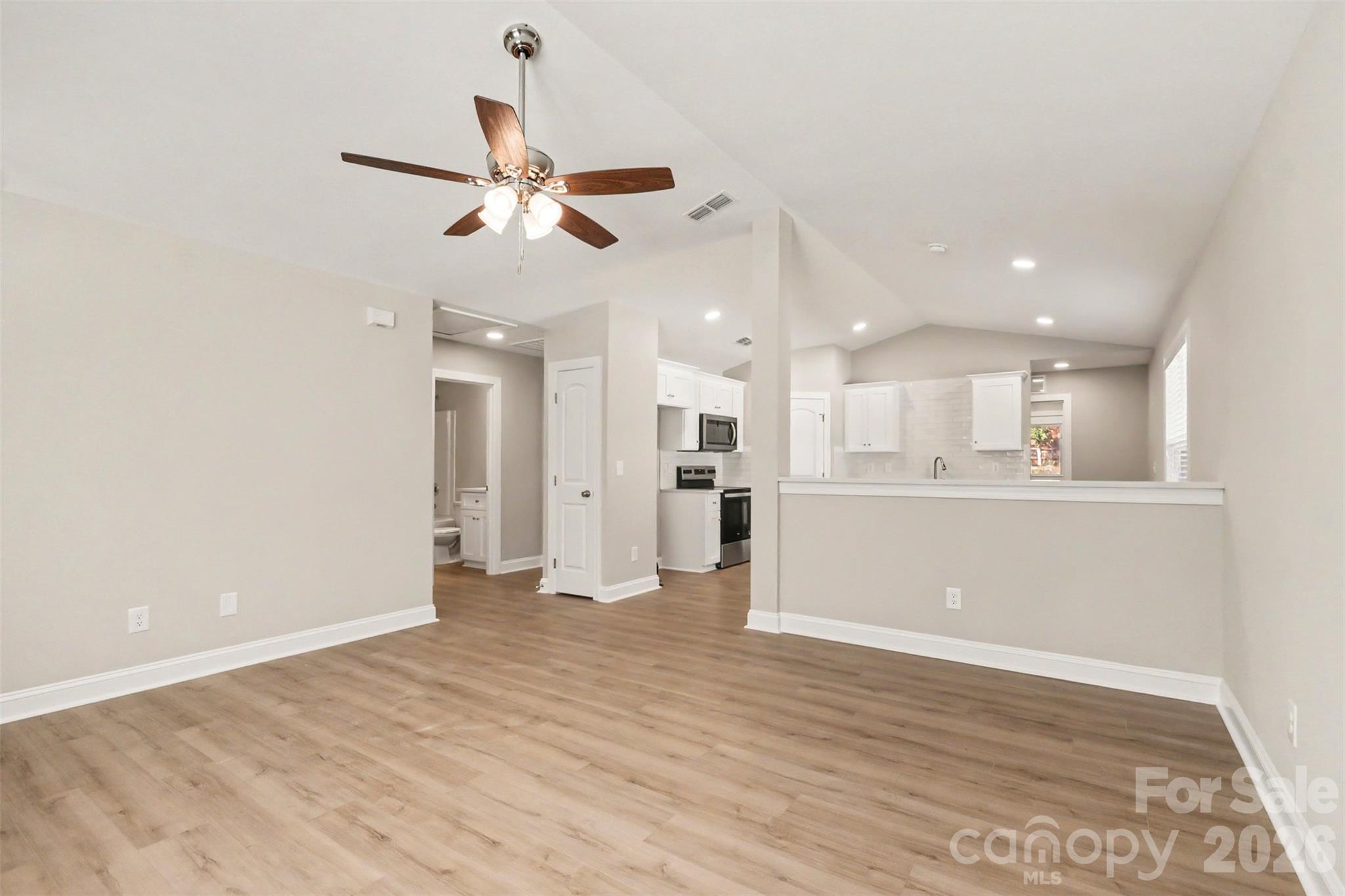 Single Family Residence at 1015 Alabama Street, Kannapolis, photo 5 of 29