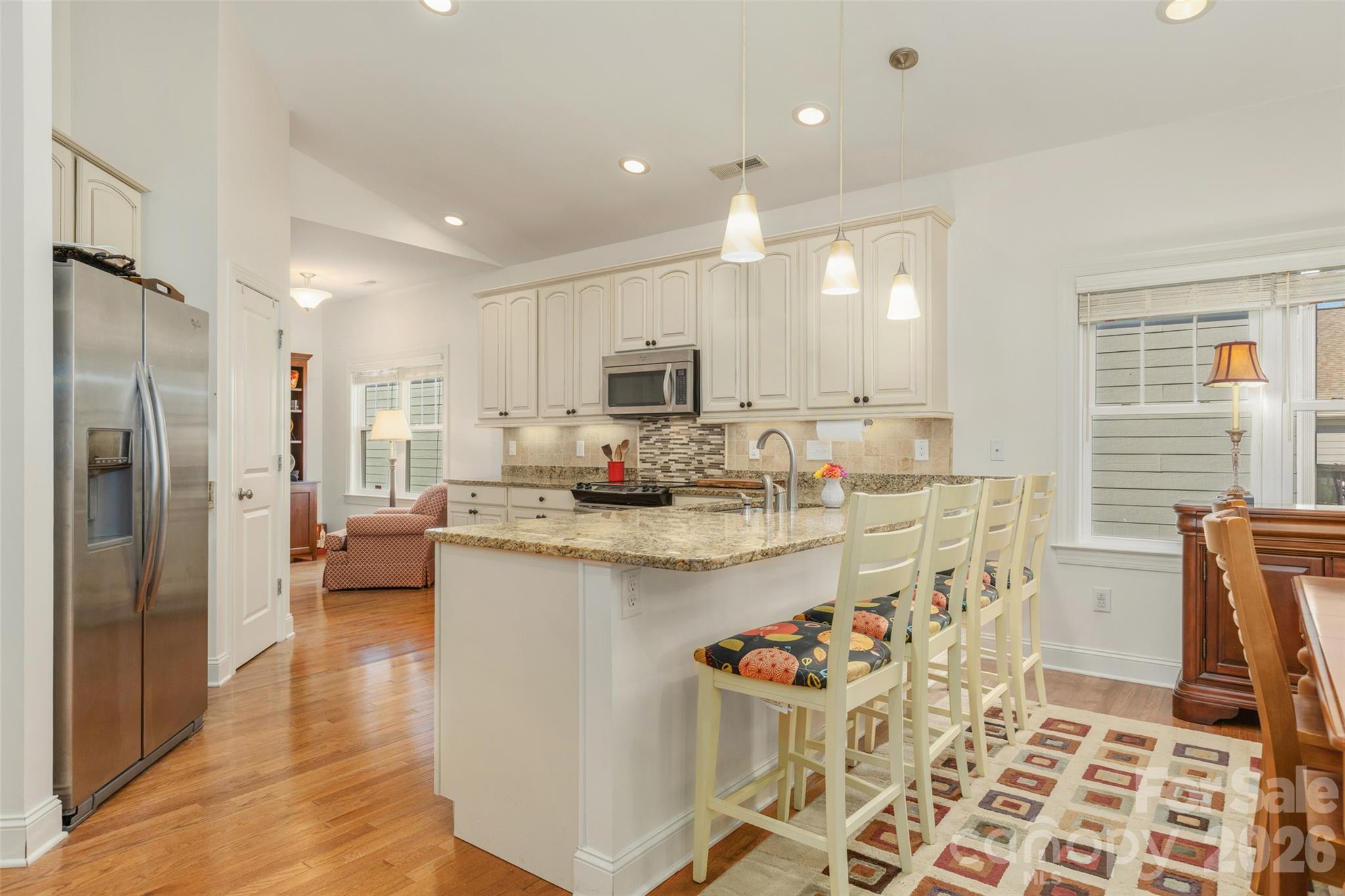 Plenty of bar seating for breakfast. - 52 Fox Trot Path, Fletcher