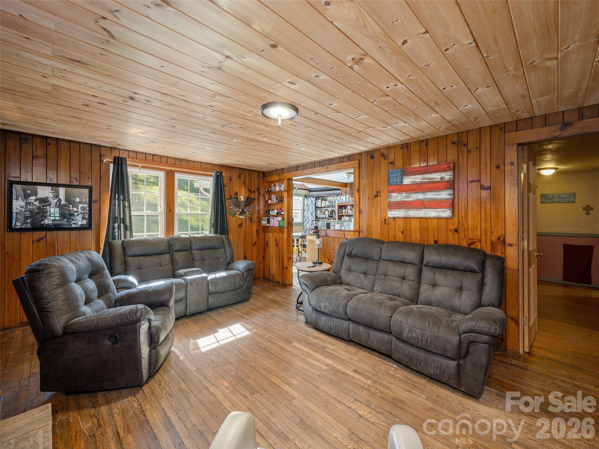 Single Family Residence at 89 Mills Gap Road, Asheville, photo 6 of 22