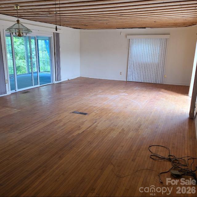 Single Family Residence at 110 Kipka Lane, Mooresville, photo 2 of 8