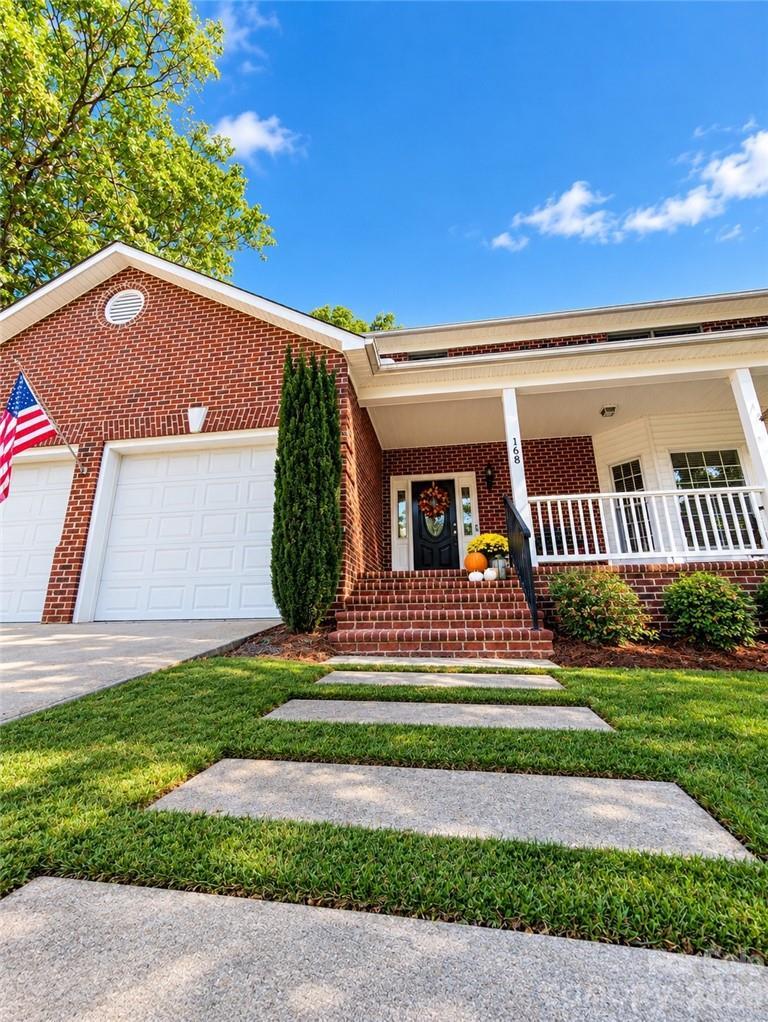 Single Family Residence at 168 Game Trail, Thomasville