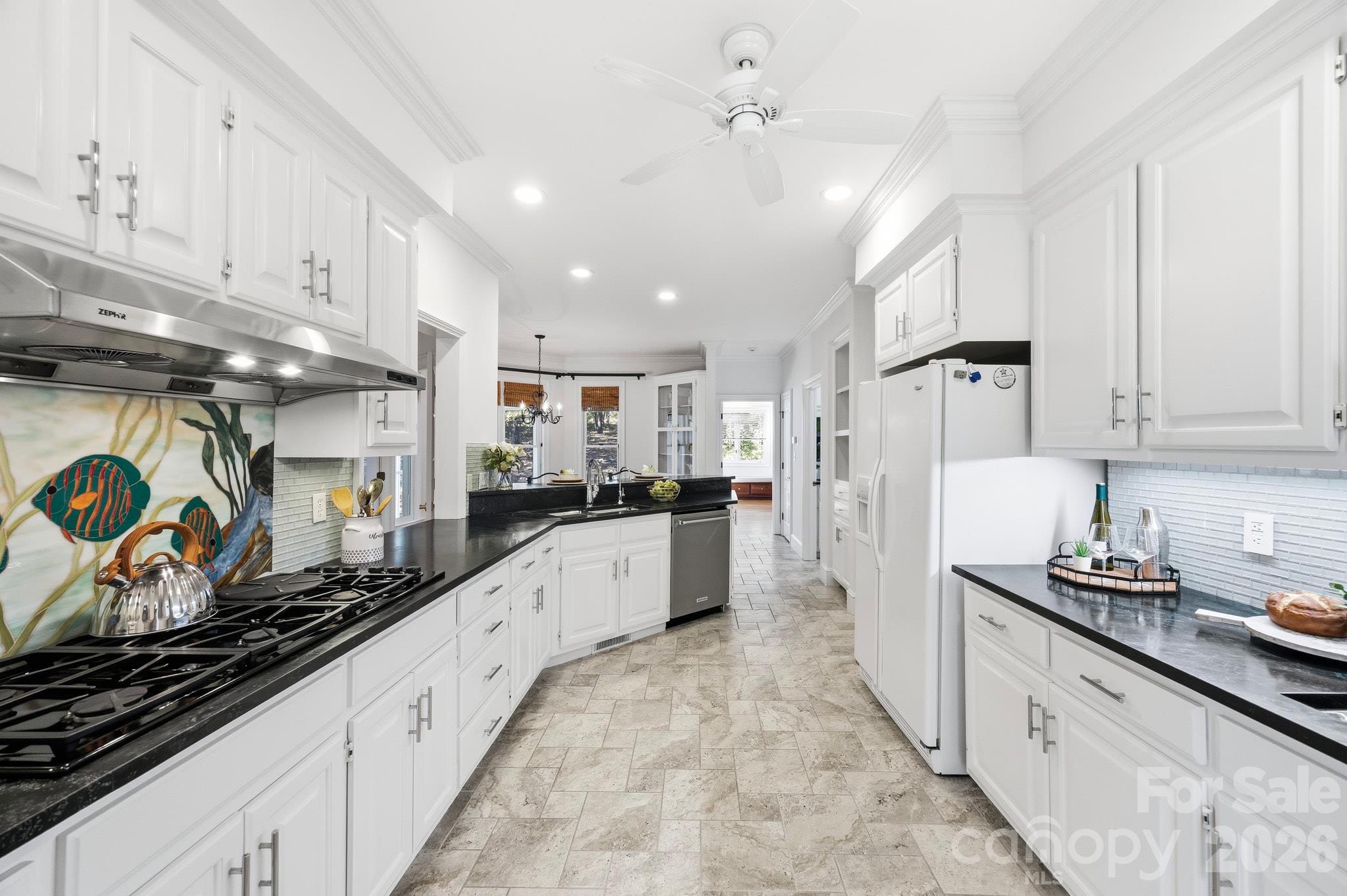 Single Family Residence at 6502 Carriage Lane, Waxhaw, photo 10 of 48