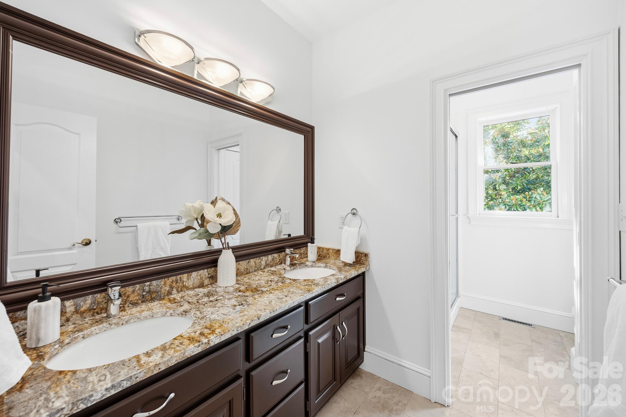 Single Family Residence at 6502 Carriage Lane, Waxhaw, photo 25 of 48