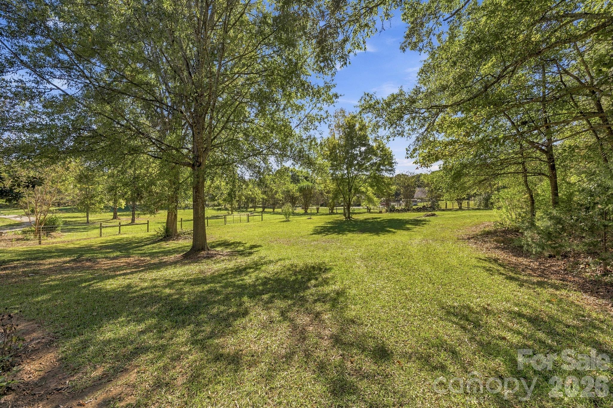 Single Family Residence at 6502 Carriage Lane, Waxhaw, photo 42 of 48