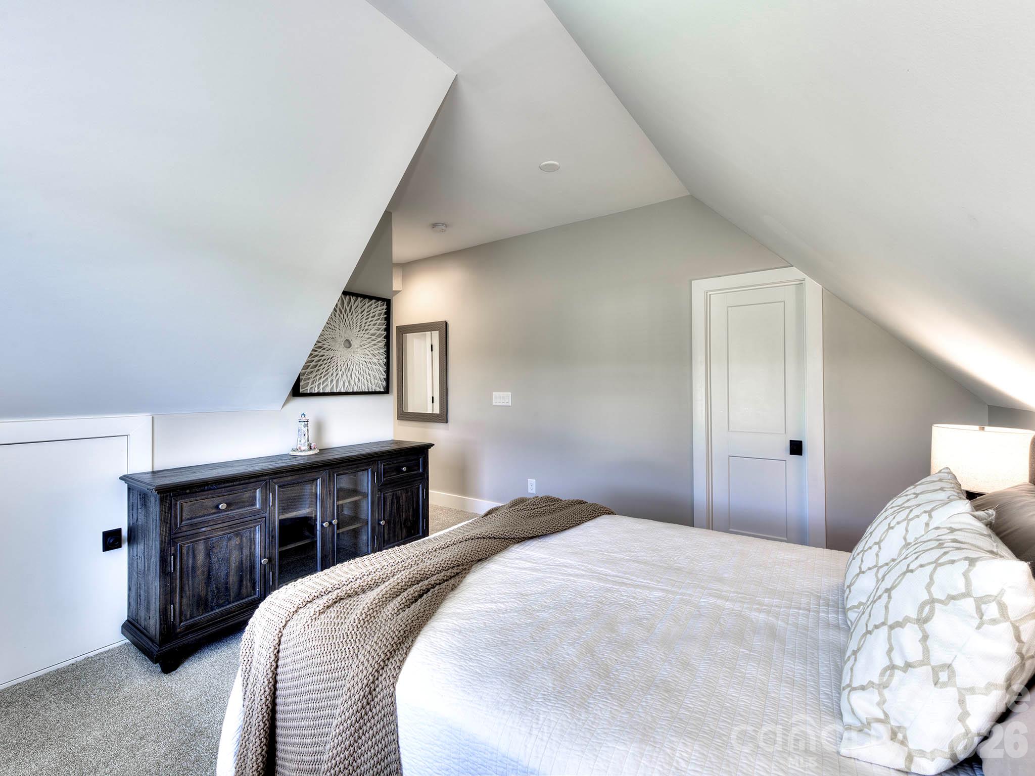 Single Family Residence at 8833 Kerns Meadow Lane, Huntersville, photo 32 of 50