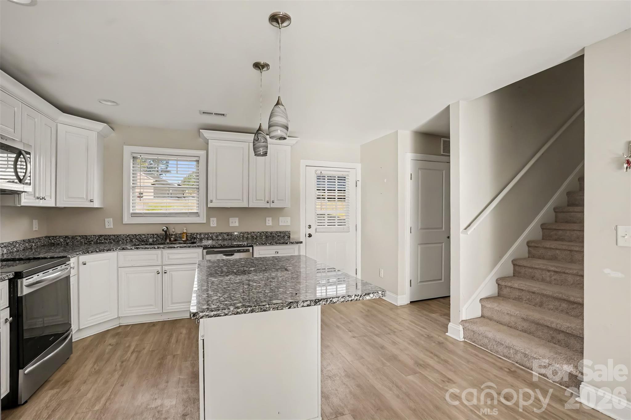 Single Family Residence at 702 Margate Avenue, Kannapolis, photo 16 of 63