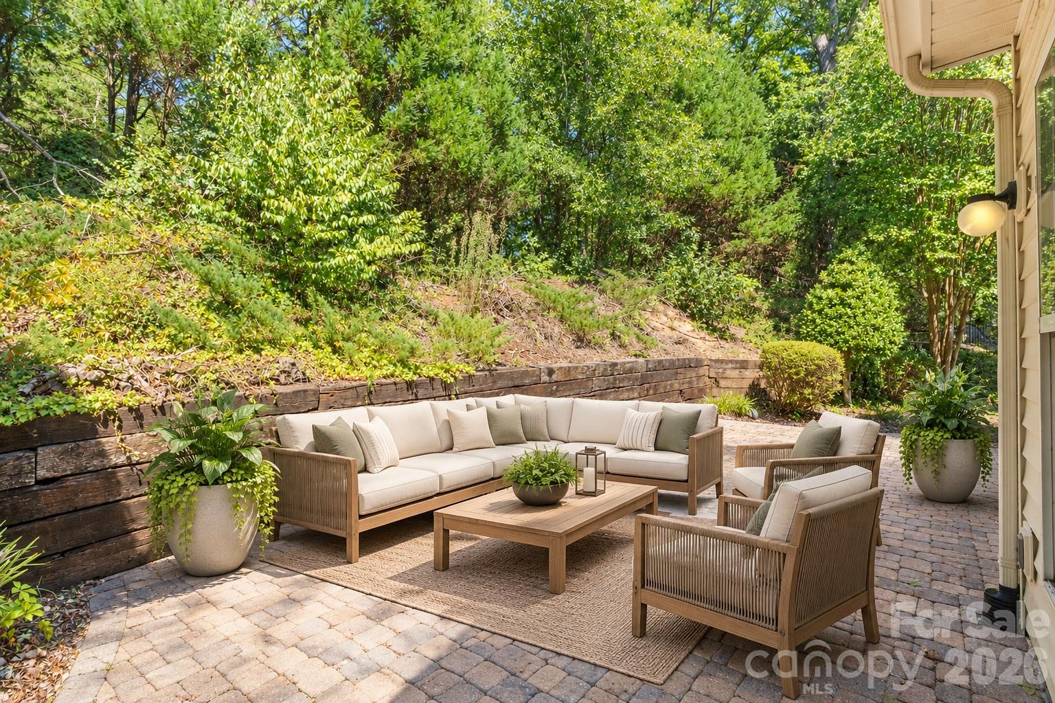 Custom paver patio back yard - 7702 Antique Circle, Waxhaw