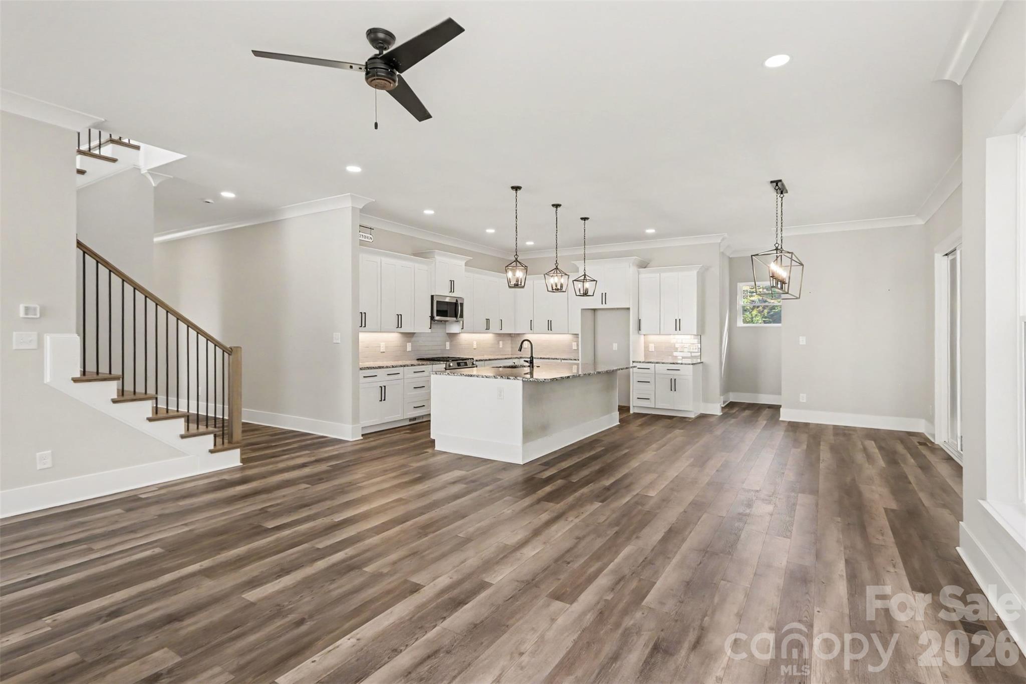 Single Family Residence at 110 Grove Hill Trail, Mooresville, photo 3 of 29