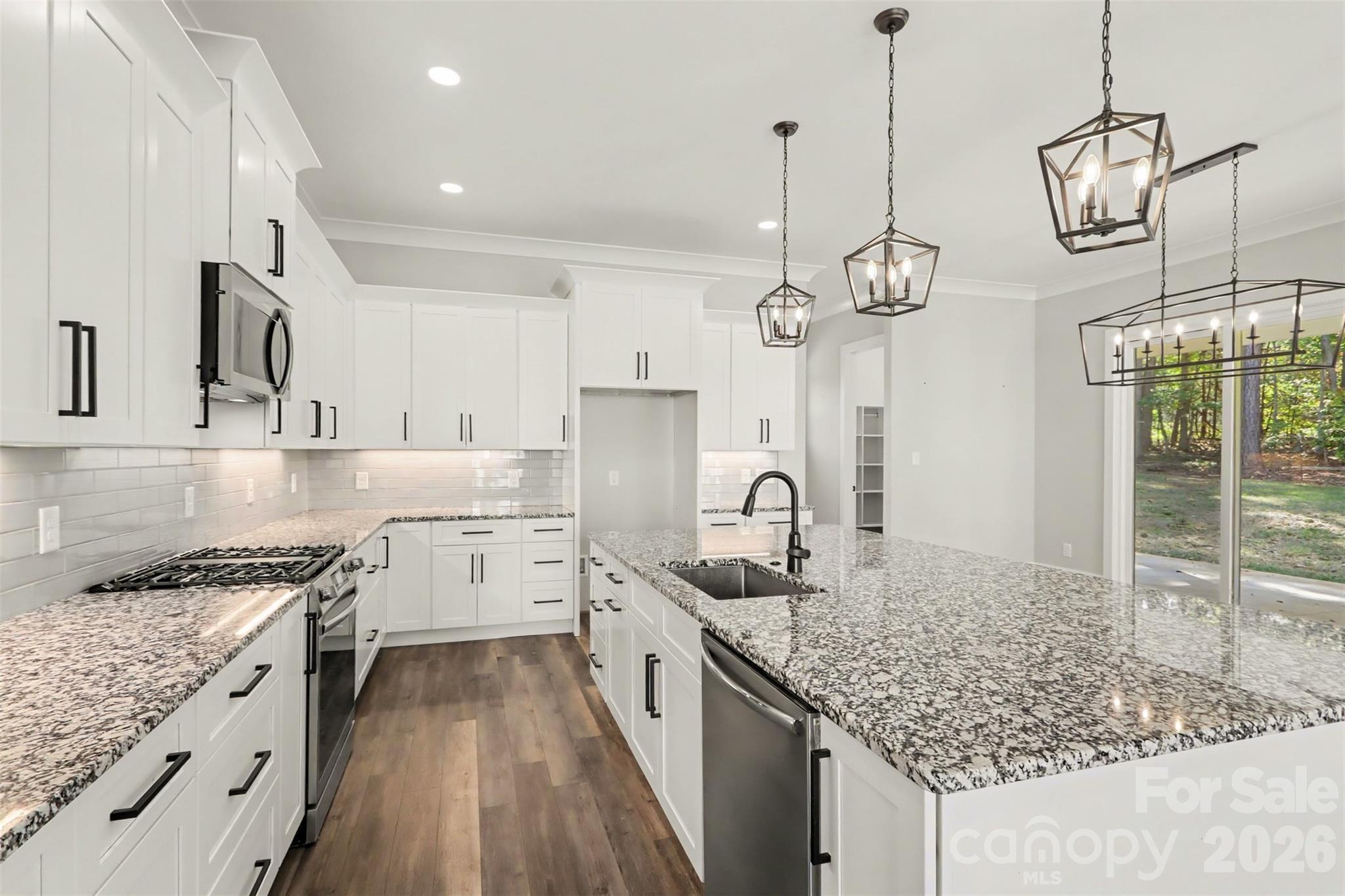Single Family Residence at 110 Grove Hill Trail, Mooresville, photo 10 of 29