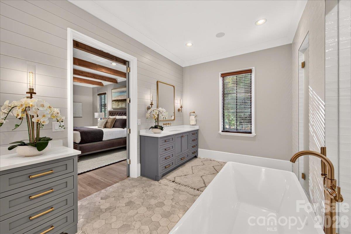 Single Family Residence at 4211 Tangle Drive, Charlotte, photo 21 of 44