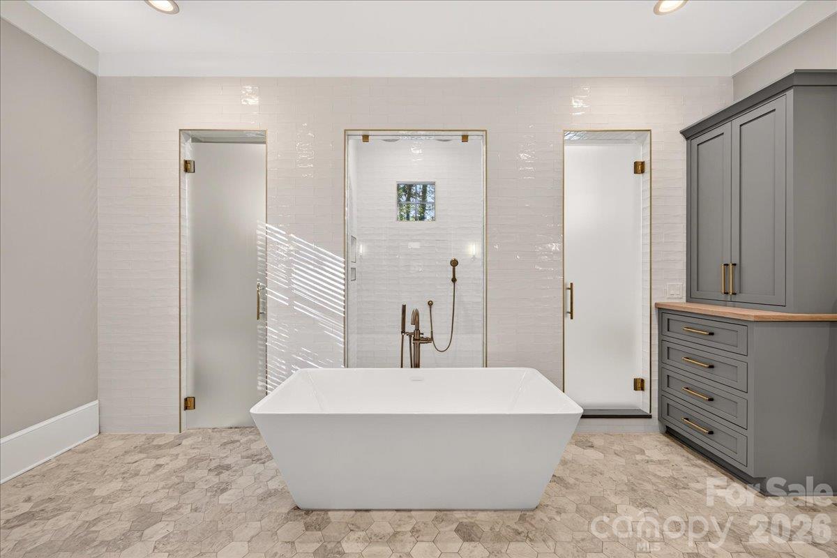 Single Family Residence at 4211 Tangle Drive, Charlotte, photo 23 of 44