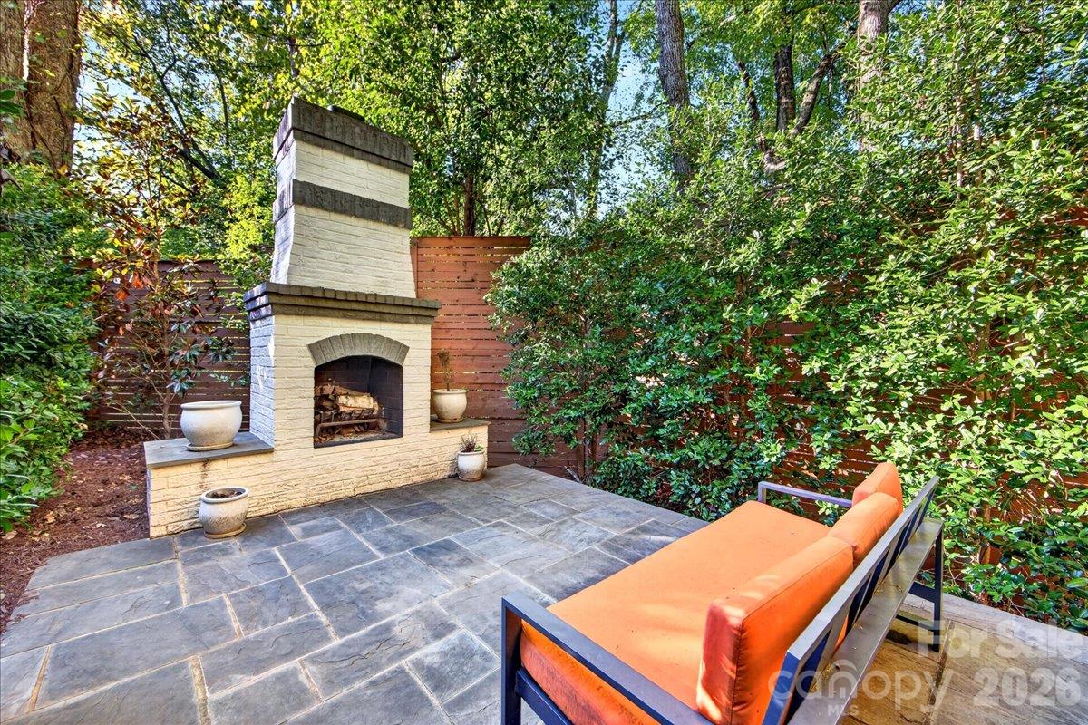Single Family Residence at 4211 Tangle Drive, Charlotte, photo 38 of 44