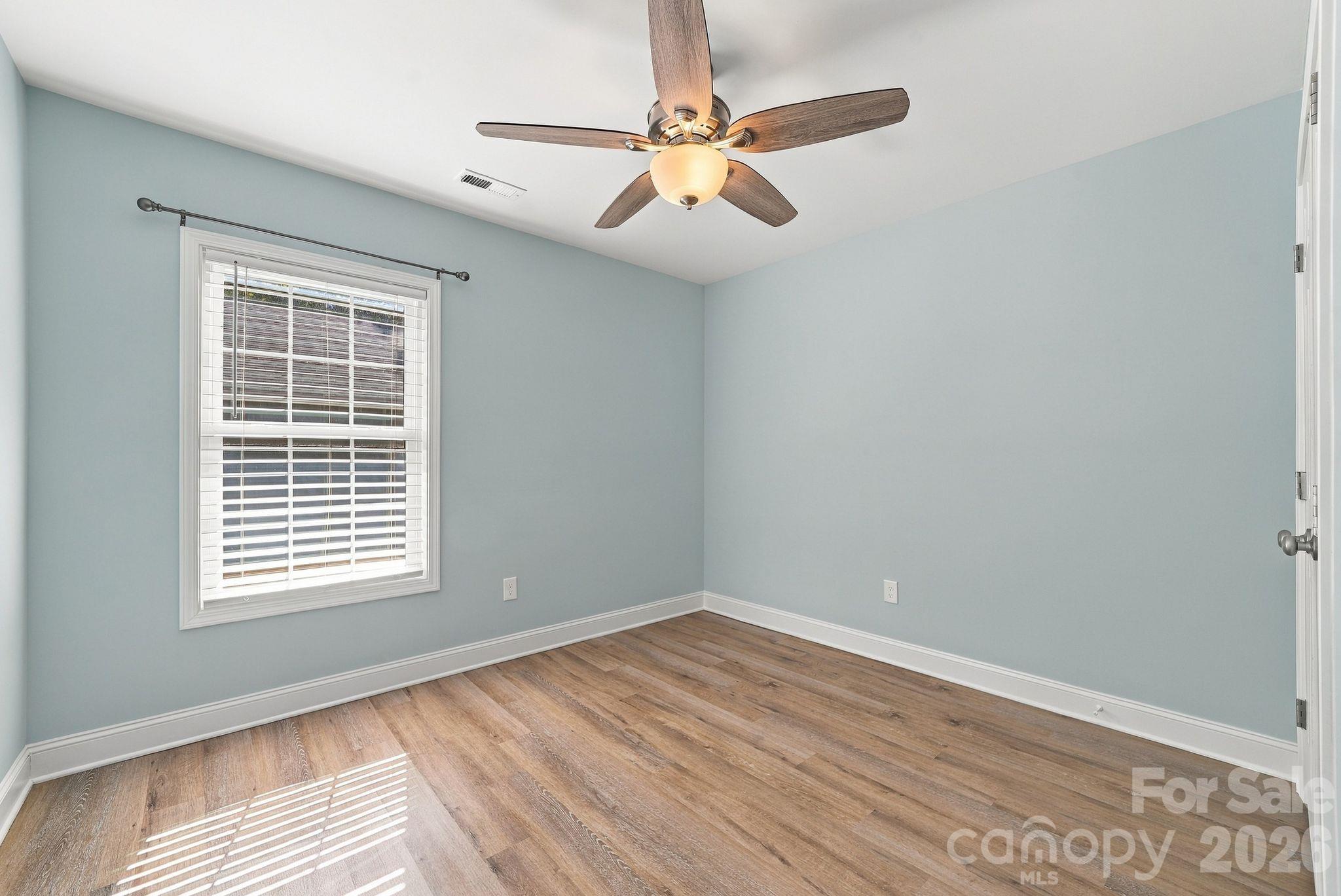 Single Family Residence at 772 Log Cabin Drive, Gastonia, photo 11 of 19