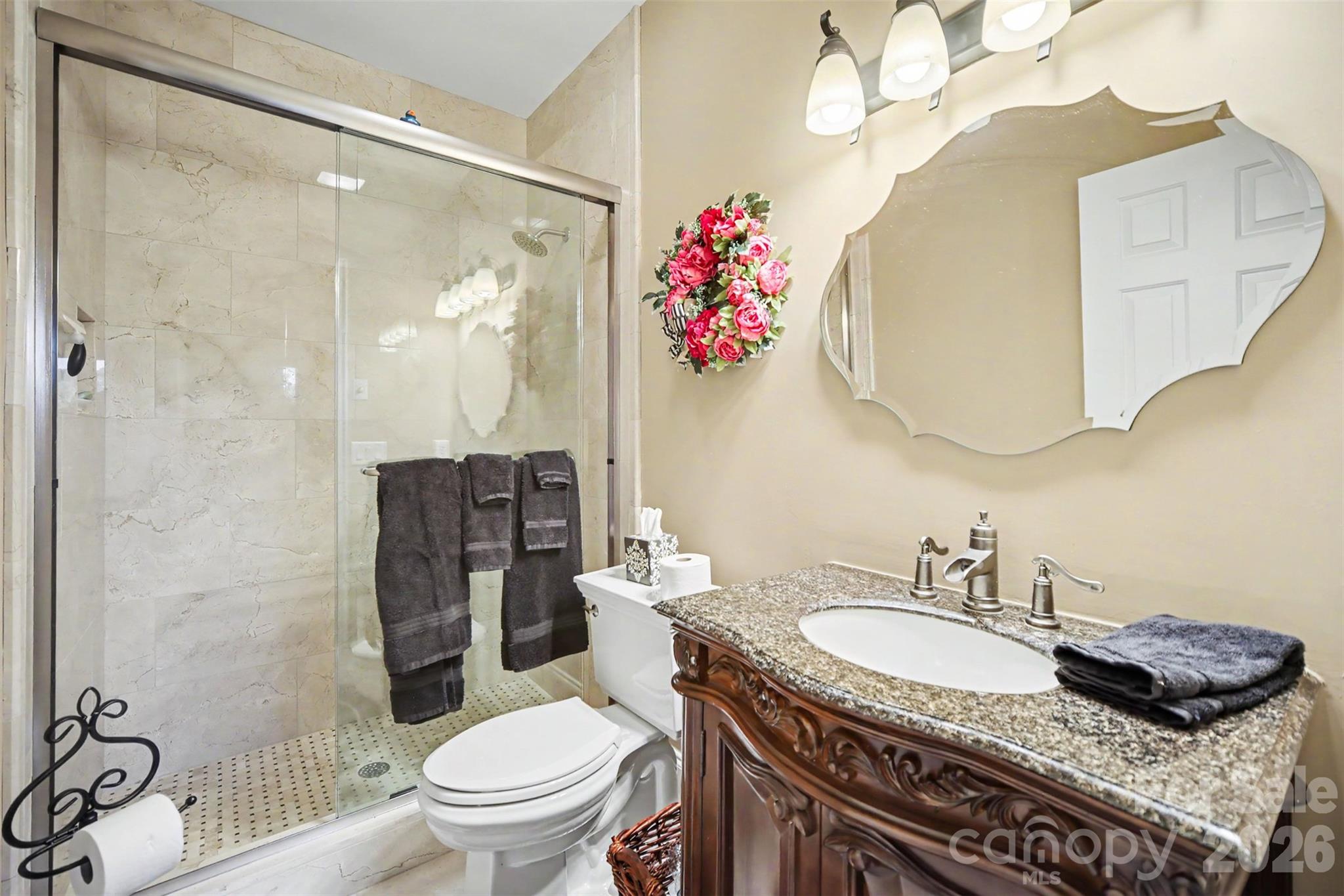 Upstairs bath - 4141 Grace Chapel Road, Granite Falls